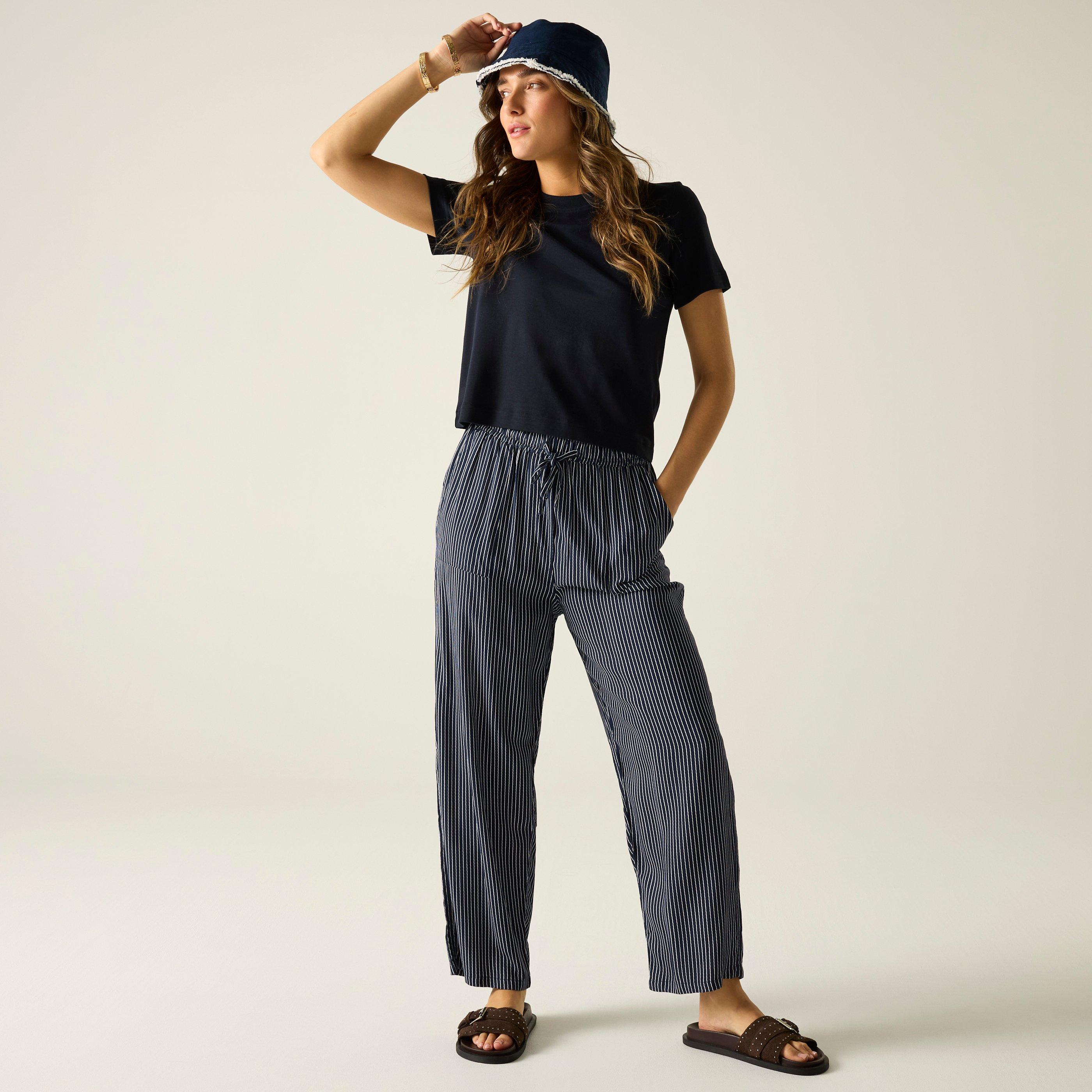 Regatta Women's Elbrie Lightweight Trousers - Nvy/Whvrtstr - 20
