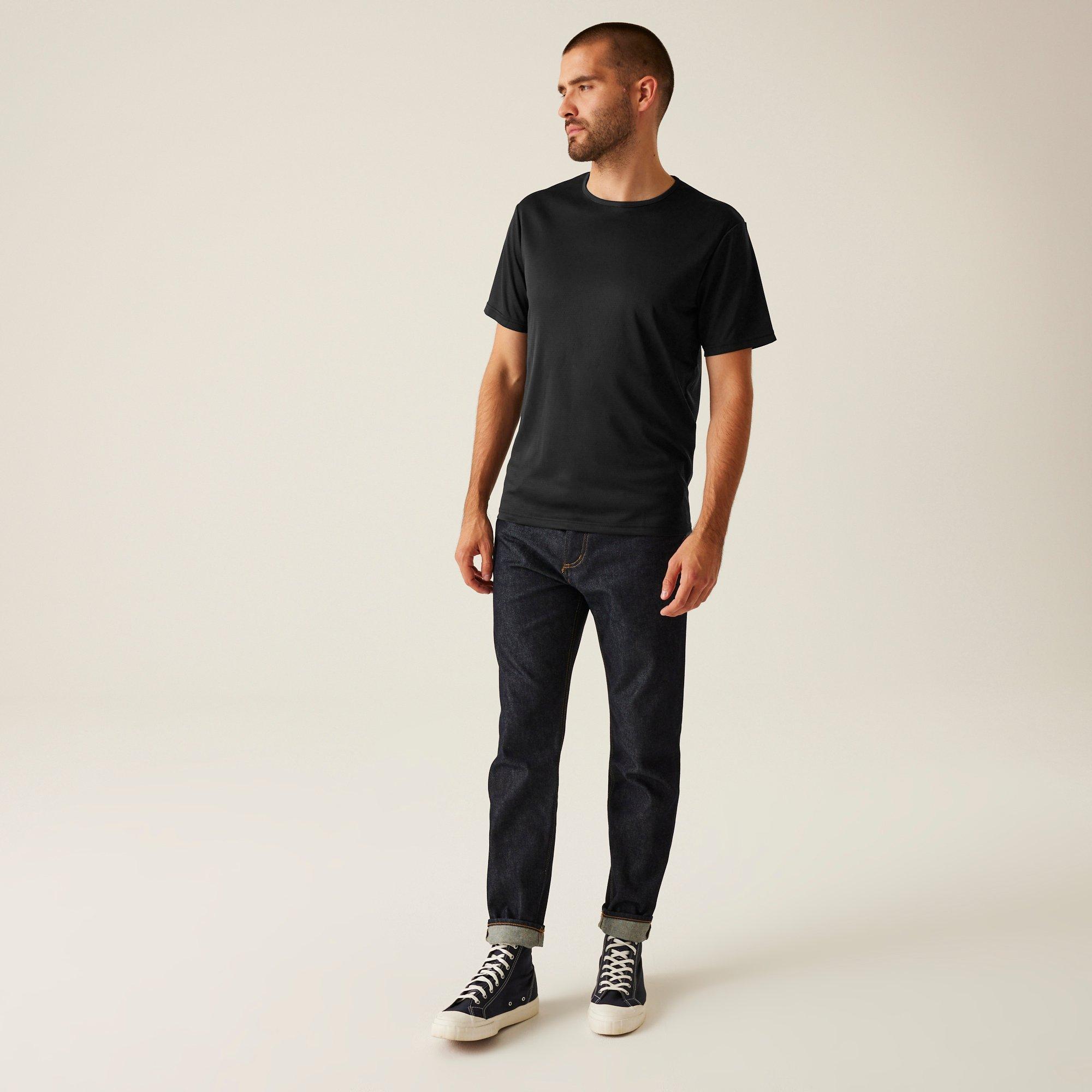 Black - Regatta - Men's PRO Moisture-Wicking Short-Sleeve Crew-Neck T-Shirt - 3