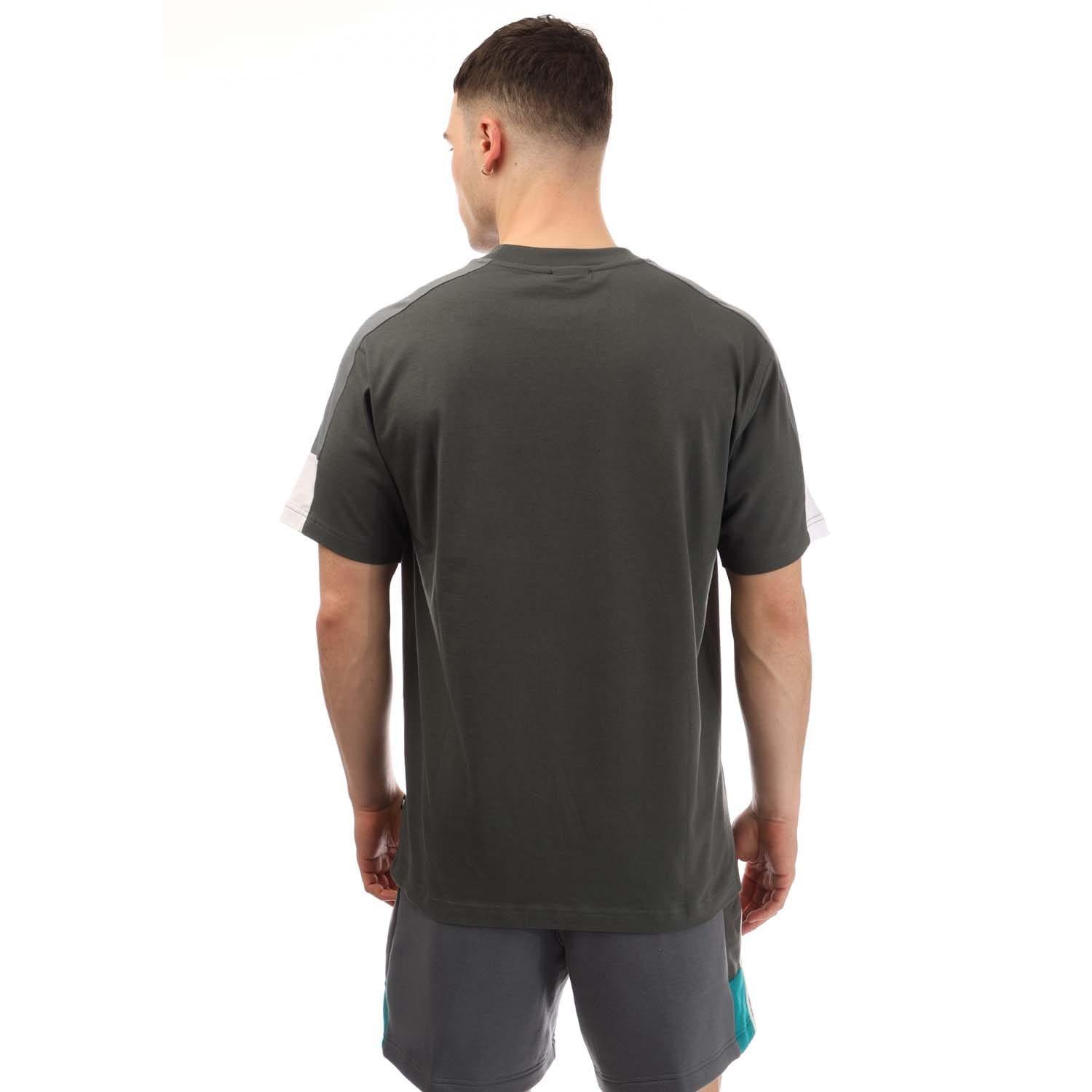 Grey - New Balance - Classic Graphic T-Shirt - 3