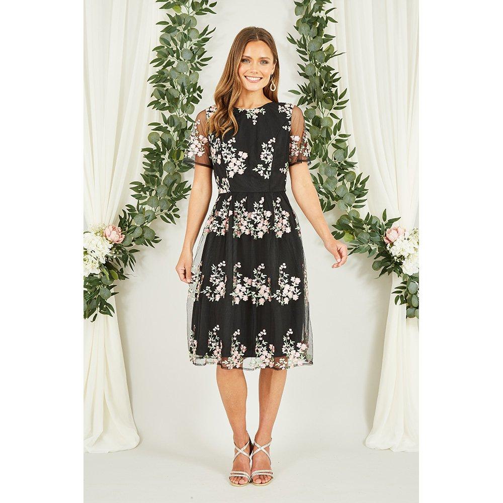 Black - Yumi - Black Embroidered Floral Skater Dress - 2
