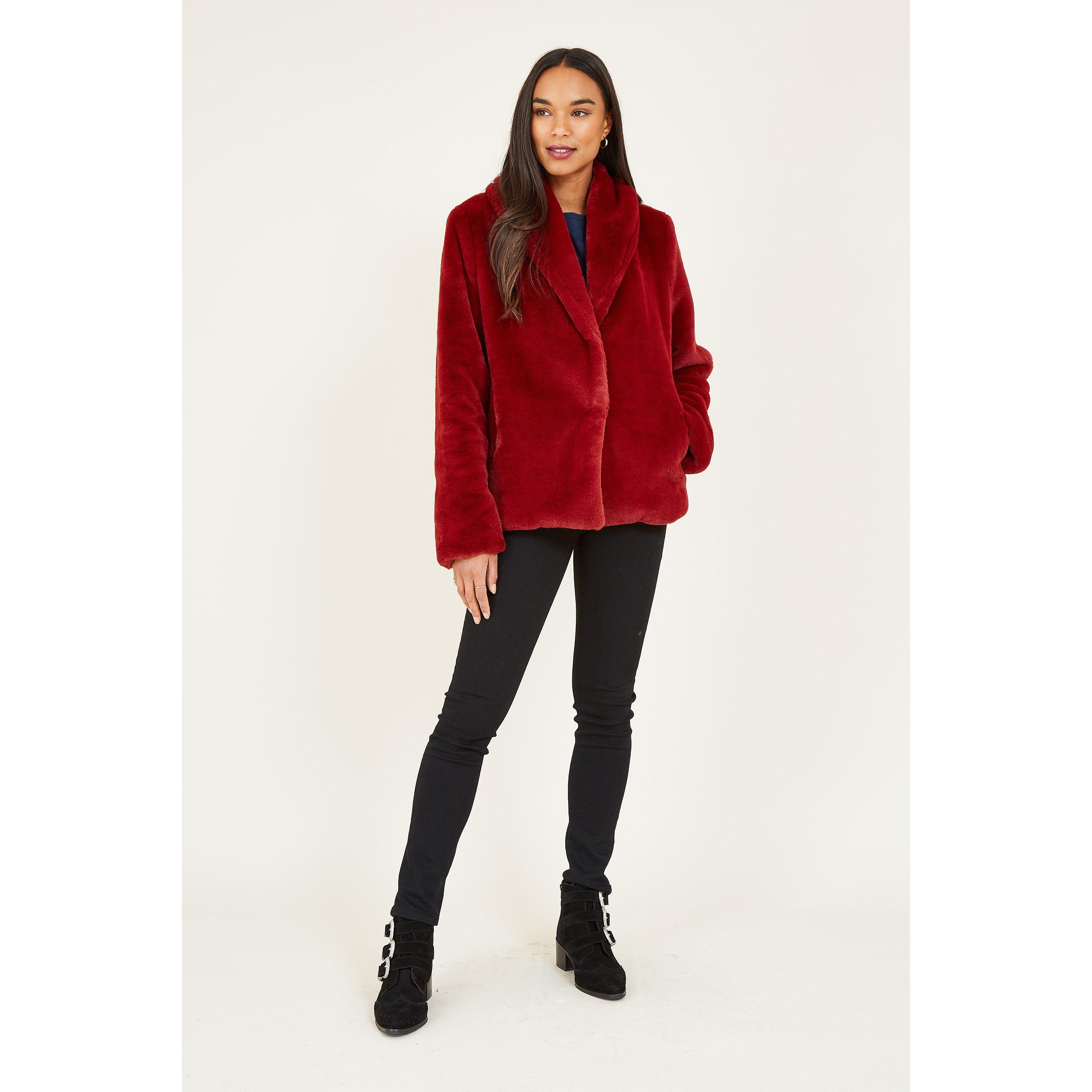 Red - Yumi - Women's Red Short Wrap Faux Fur Coat - 2