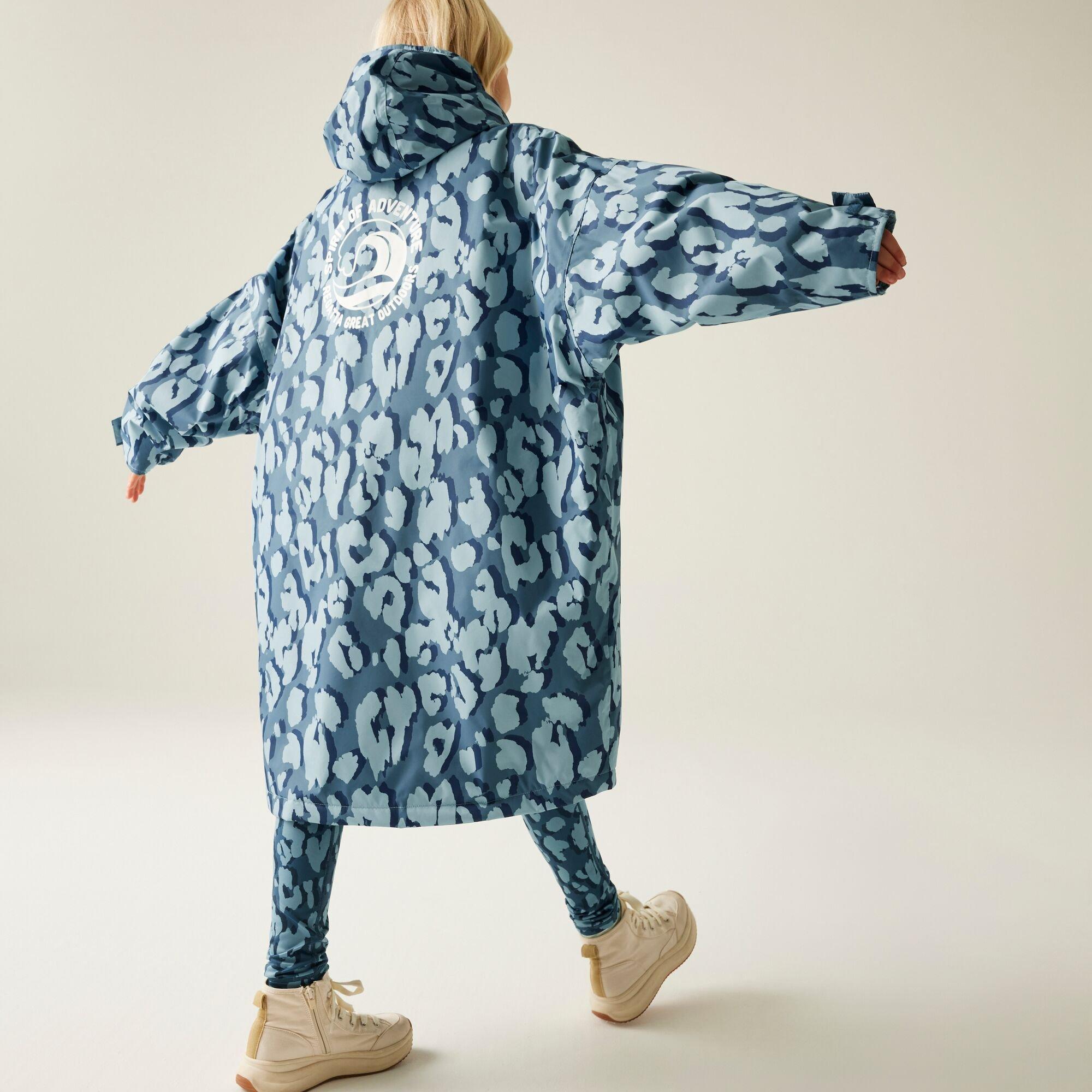 Blue - Regatta - Unisex Kids Waterproof Fleece Lined Changing Robe - 2