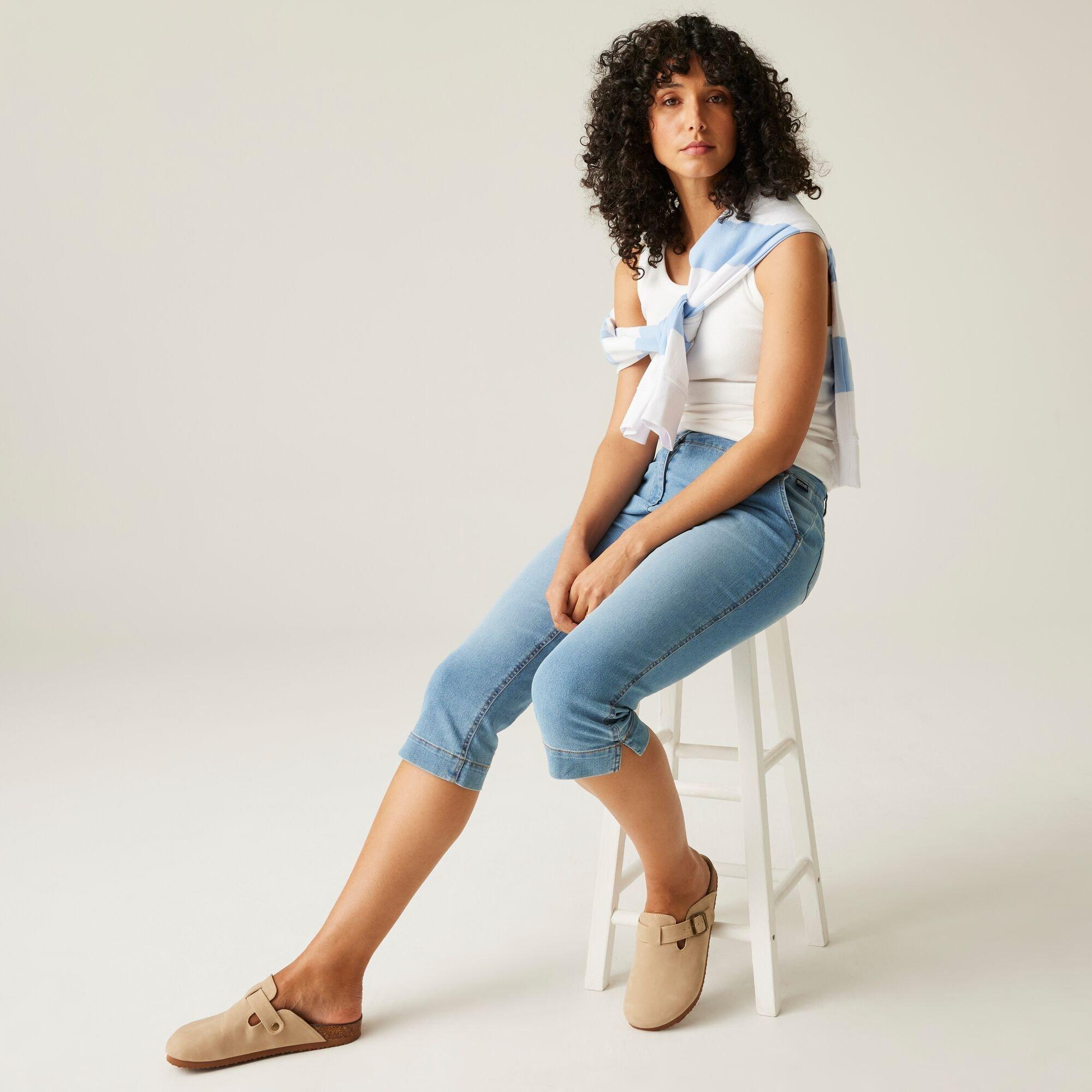 True Denim Ligh - Regatta - Womens Bayletta Capri Trousers - 4