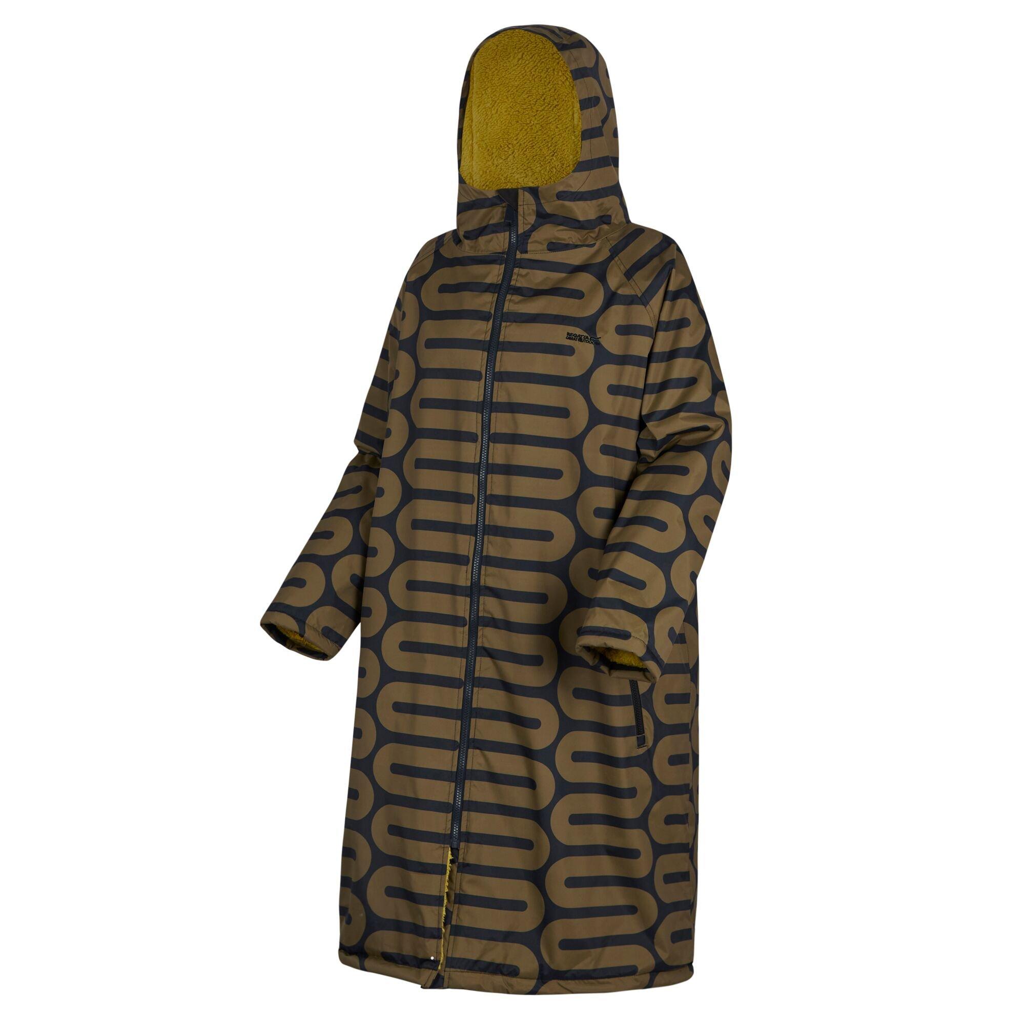 Green - Regatta - Women's Orla Waterproof Quick-Drying Fleece-Lined Changing Robe - 10