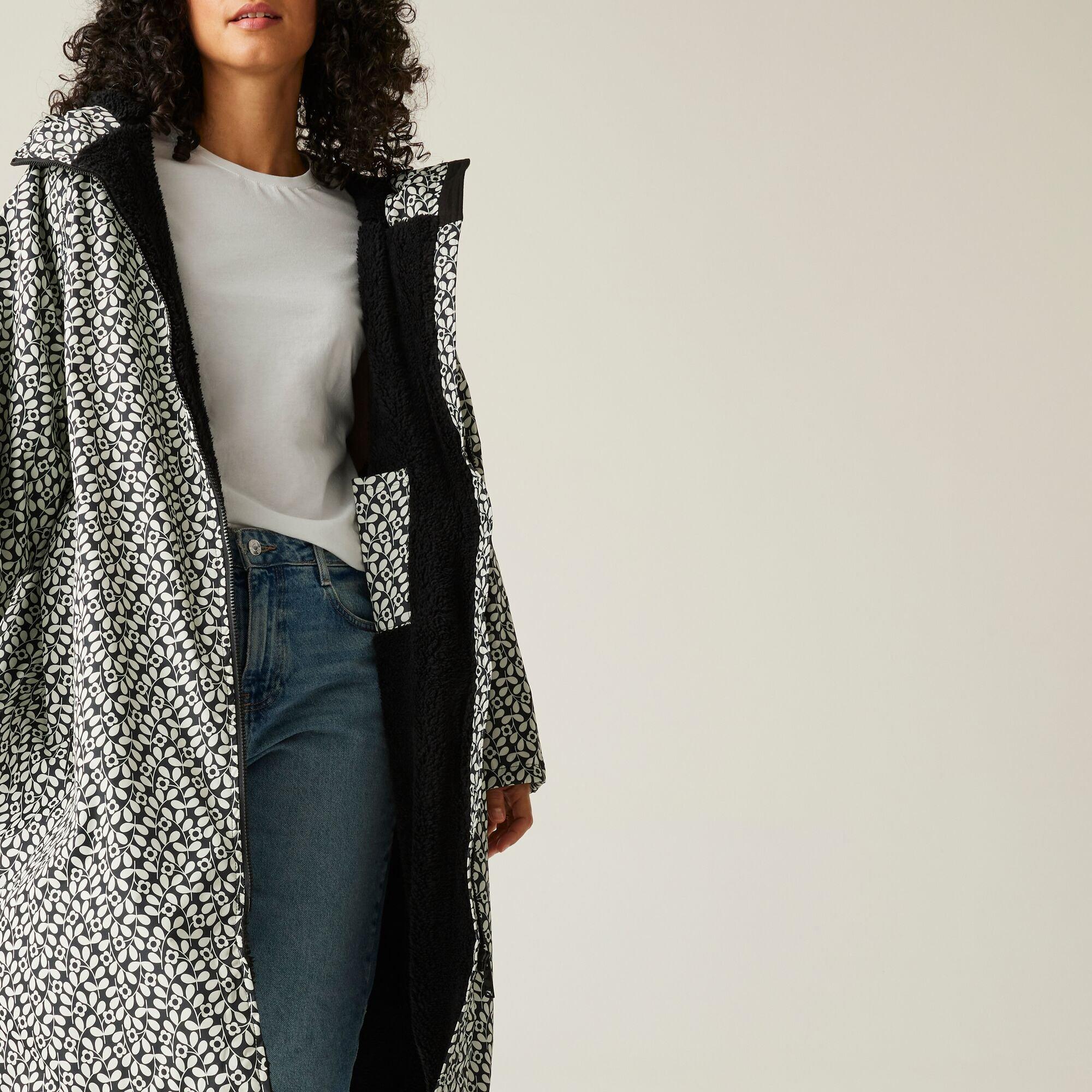 Jasmine Flower - Regatta - Women's Orla Waterproof Quick-Drying Fleece-Lined Changing Robe - 4