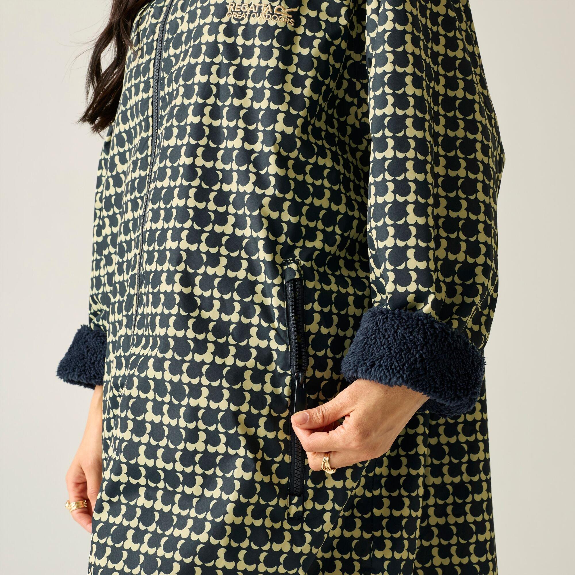 Ecclipse Navy - Regatta - Womens Orla Waterproof Changing Robe - 9