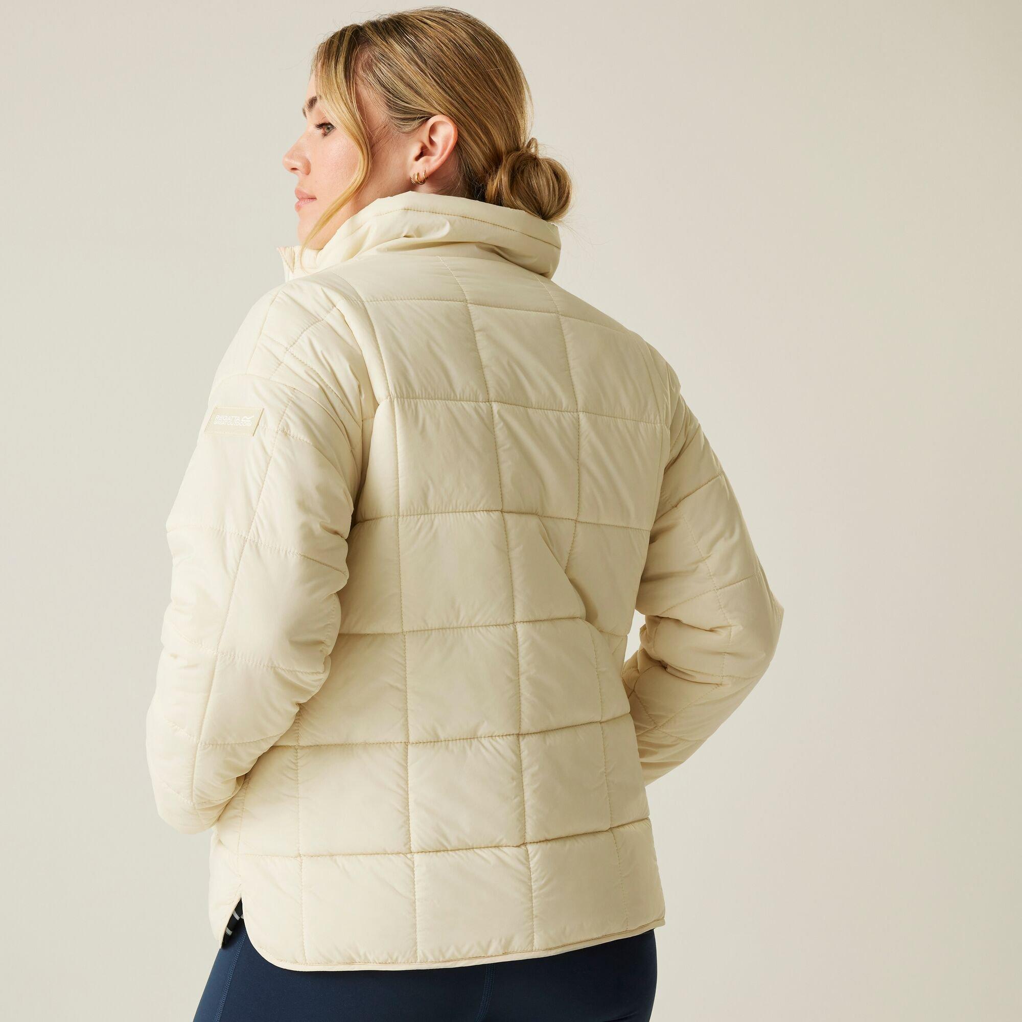 Light Vanilla - Regatta - Women's Courcelle II Water-Repellent Lightweight Quilted Jacket - 3