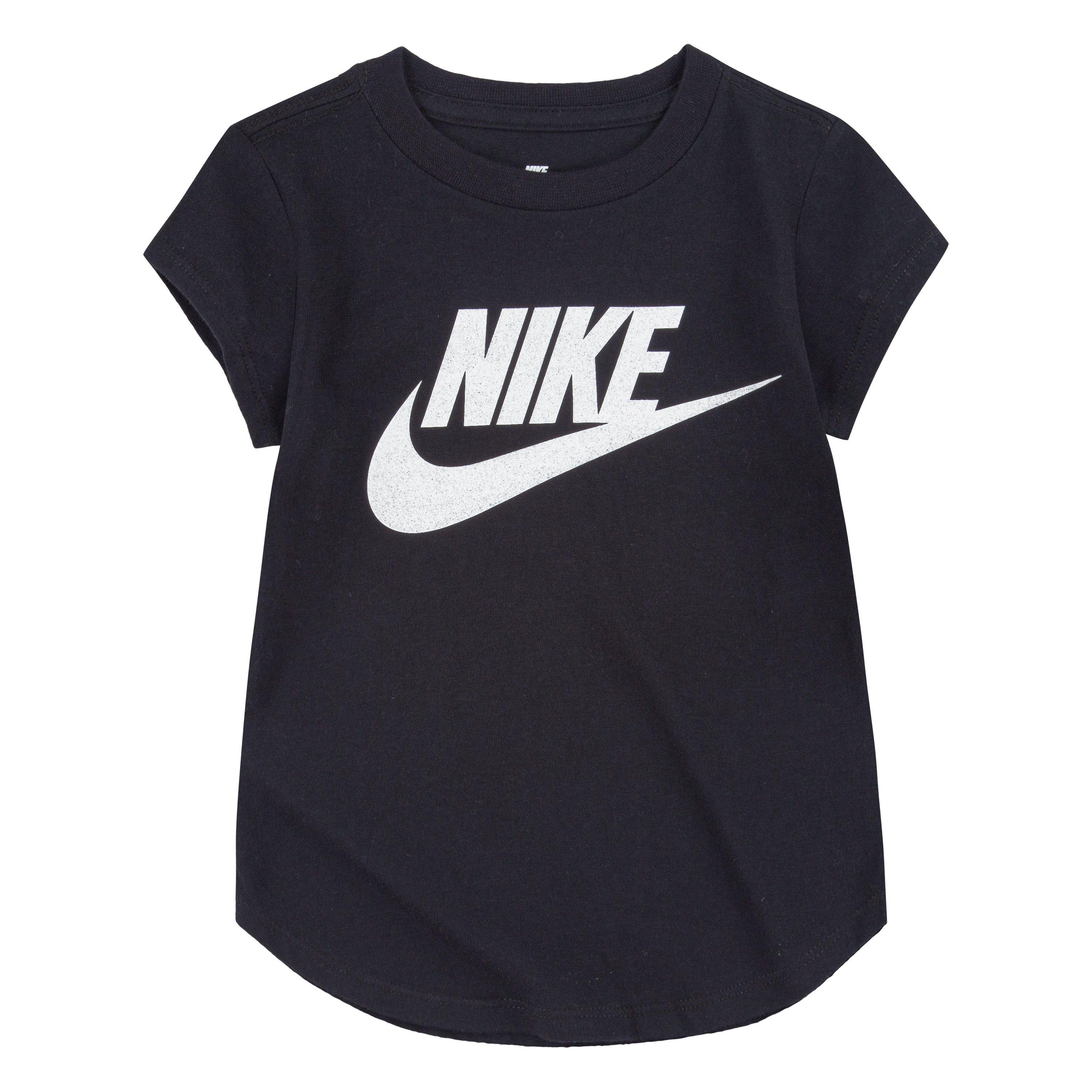 black nike t shirt junior