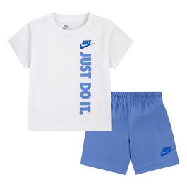 Nike T Shirt and Shorts Set Infants