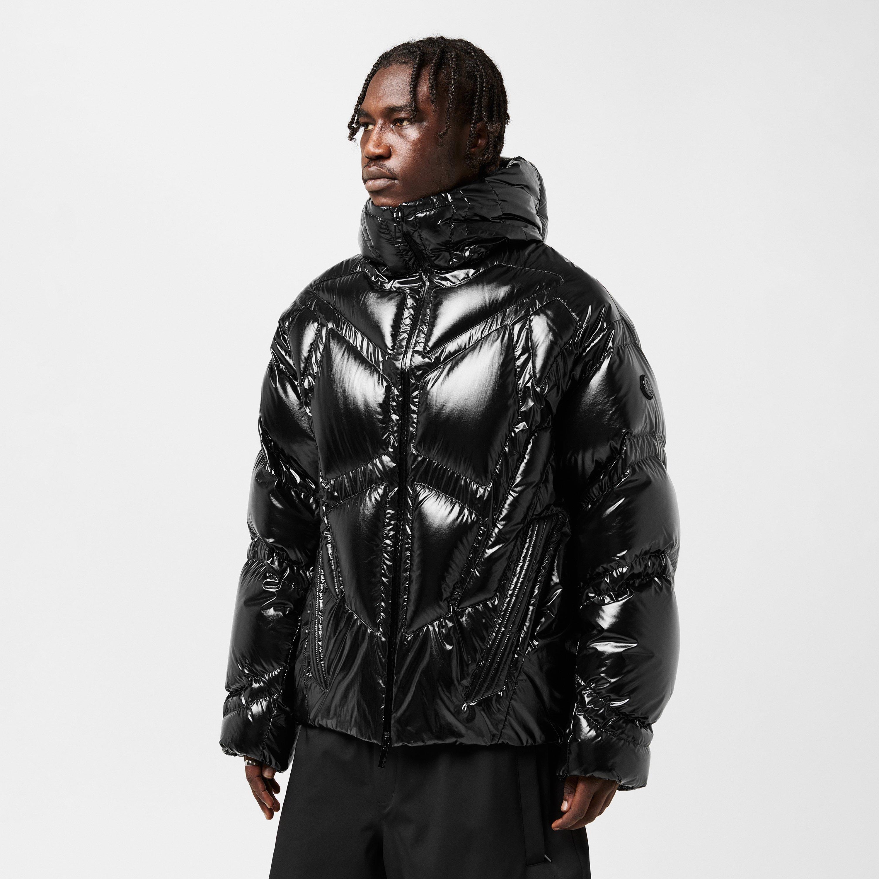 Moncler Men's Bahianinha Hip Length Long Sleeve Short Puffer
