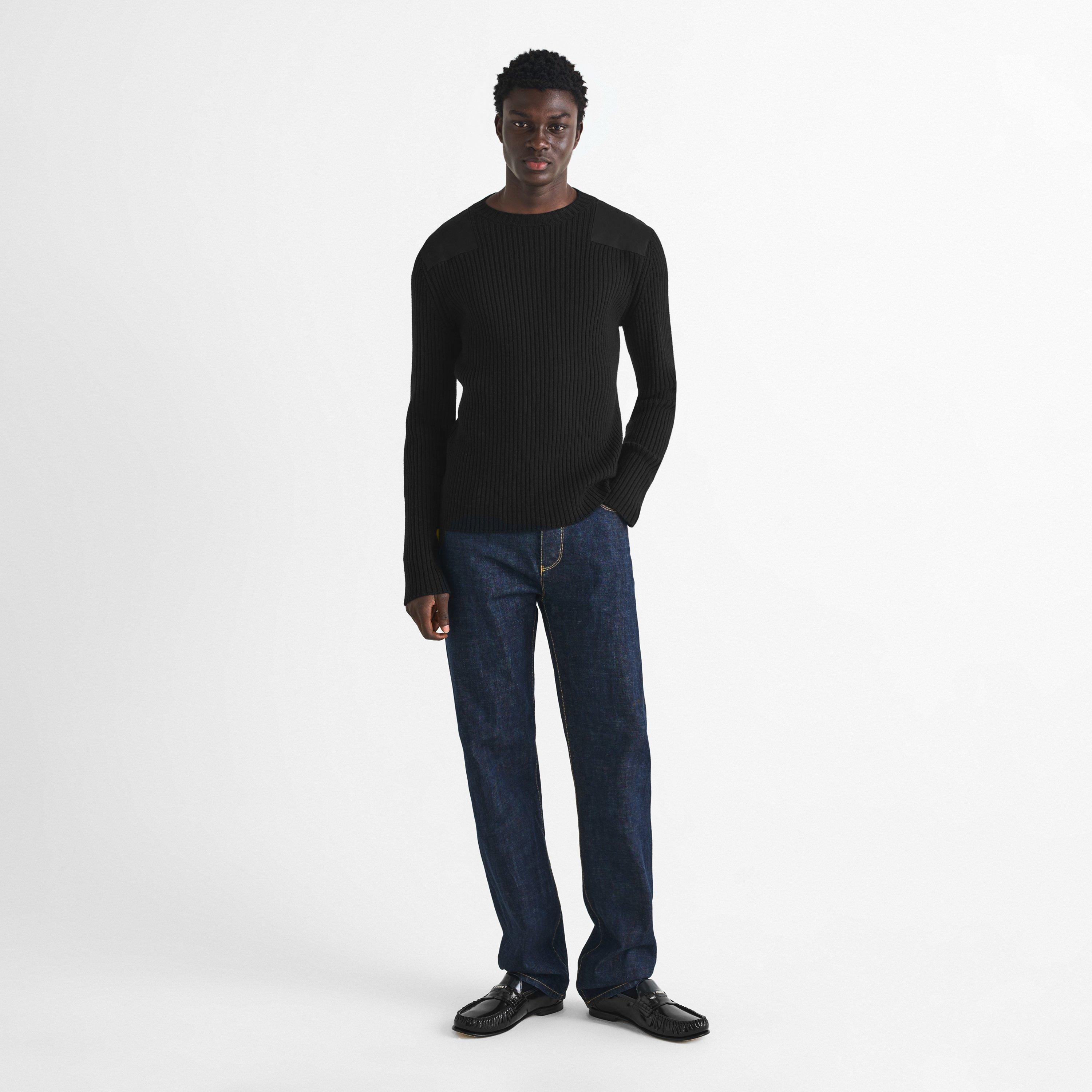 Nero - Fendi - Men's Stencil Merino Wool Slim-Fit Crew-Neck Jumper - 6