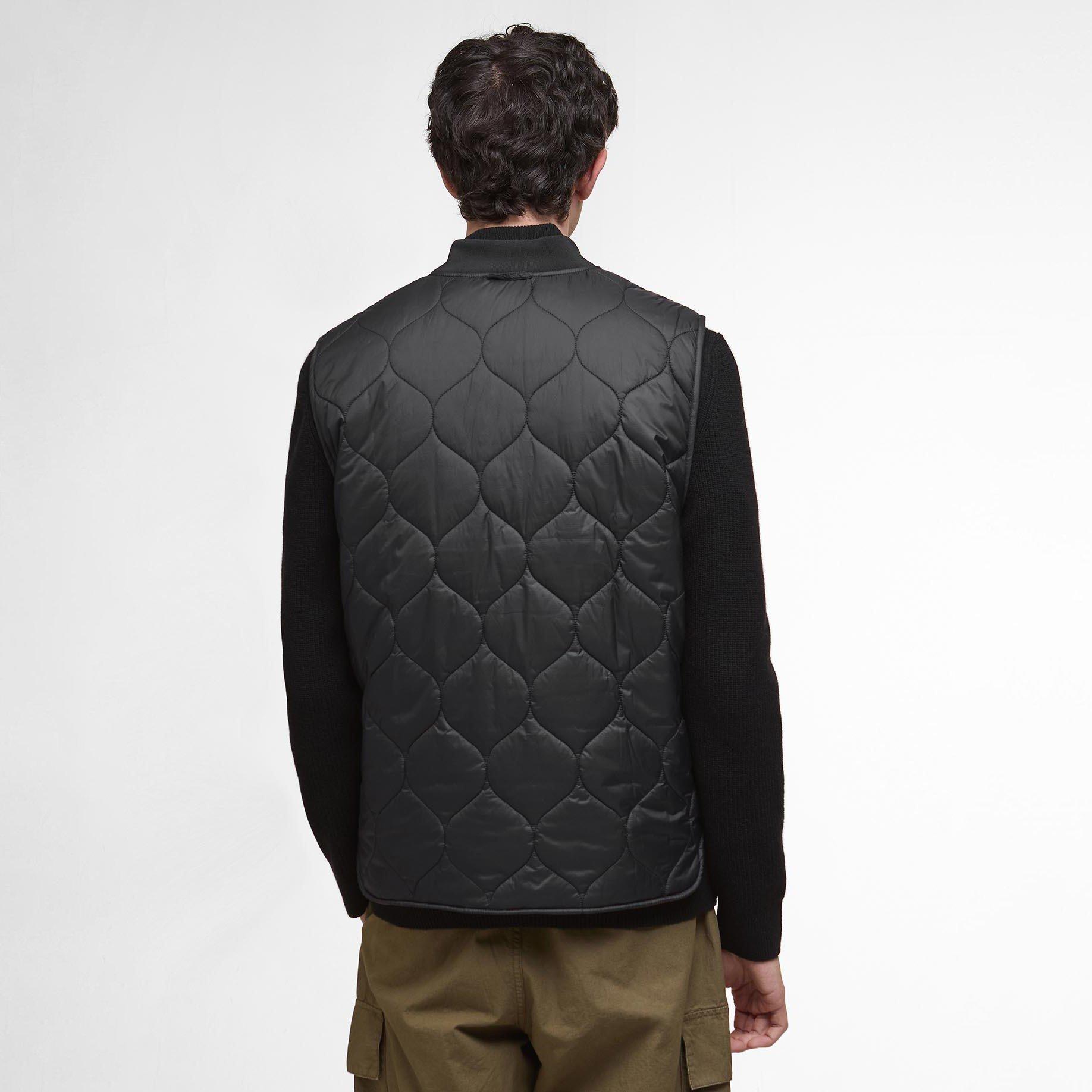 Black BK12 - Barbour - Men's Re-Engineered Utility Liddesdale Quilted Full Zip Sleeveless Gilet - 2