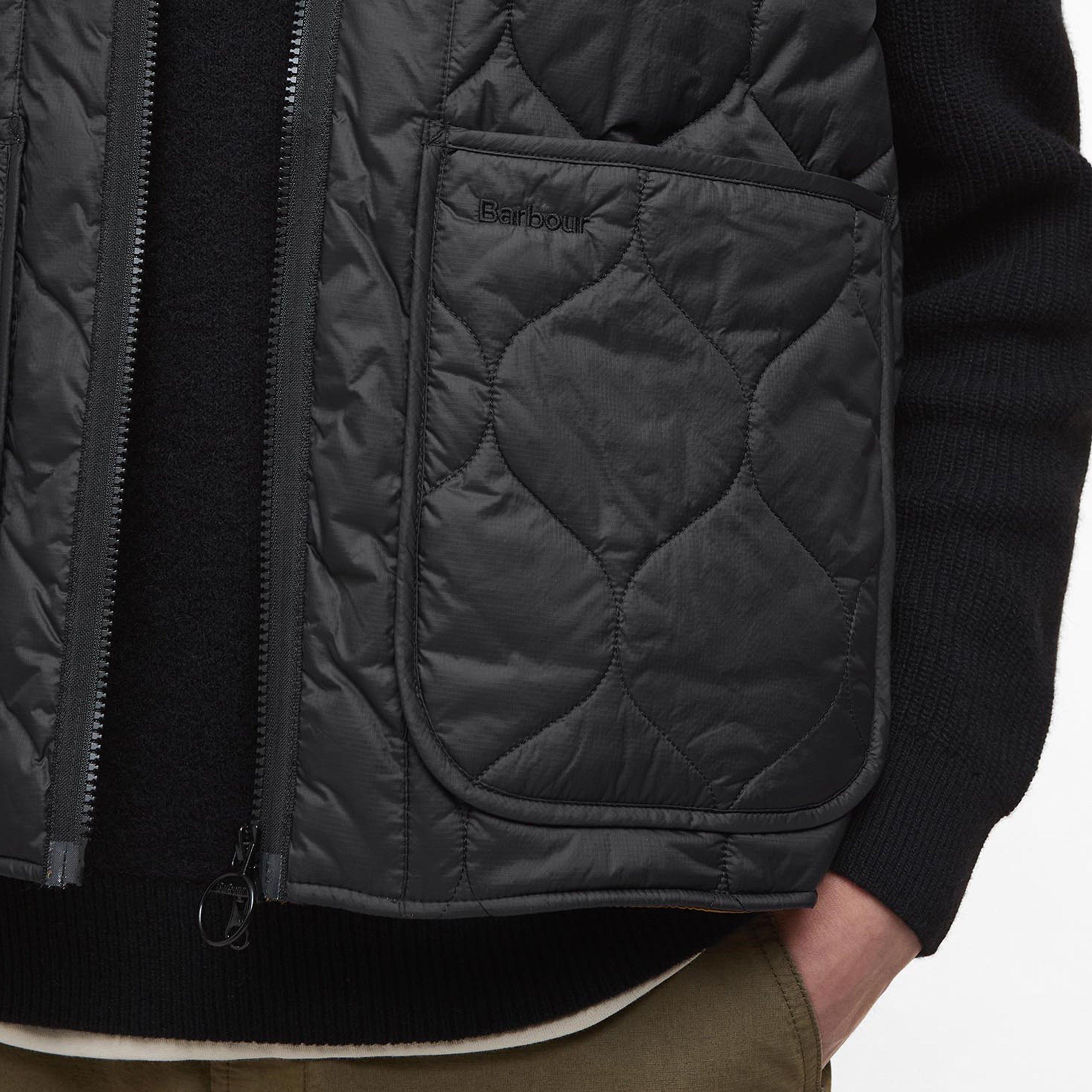 Black BK12 - Barbour - Men's Re-Engineered Utility Liddesdale Quilted Full Zip Sleeveless Gilet - 4