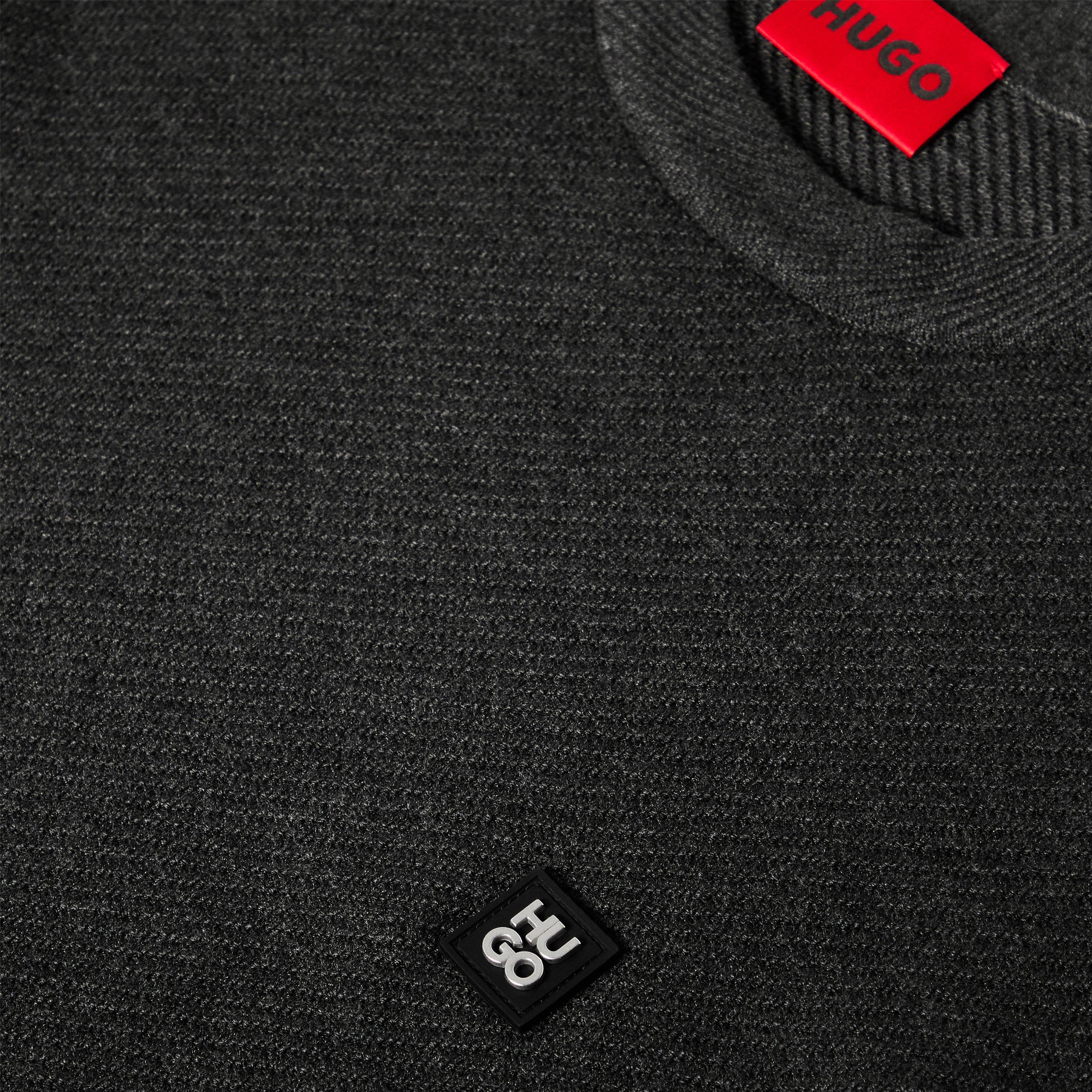 Grey 037 - Hugo - Setal 10276183 01 - 5