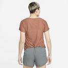 Argile minérale - Nike - Air DriFit Short Sleeve T Shirt Womens - 2