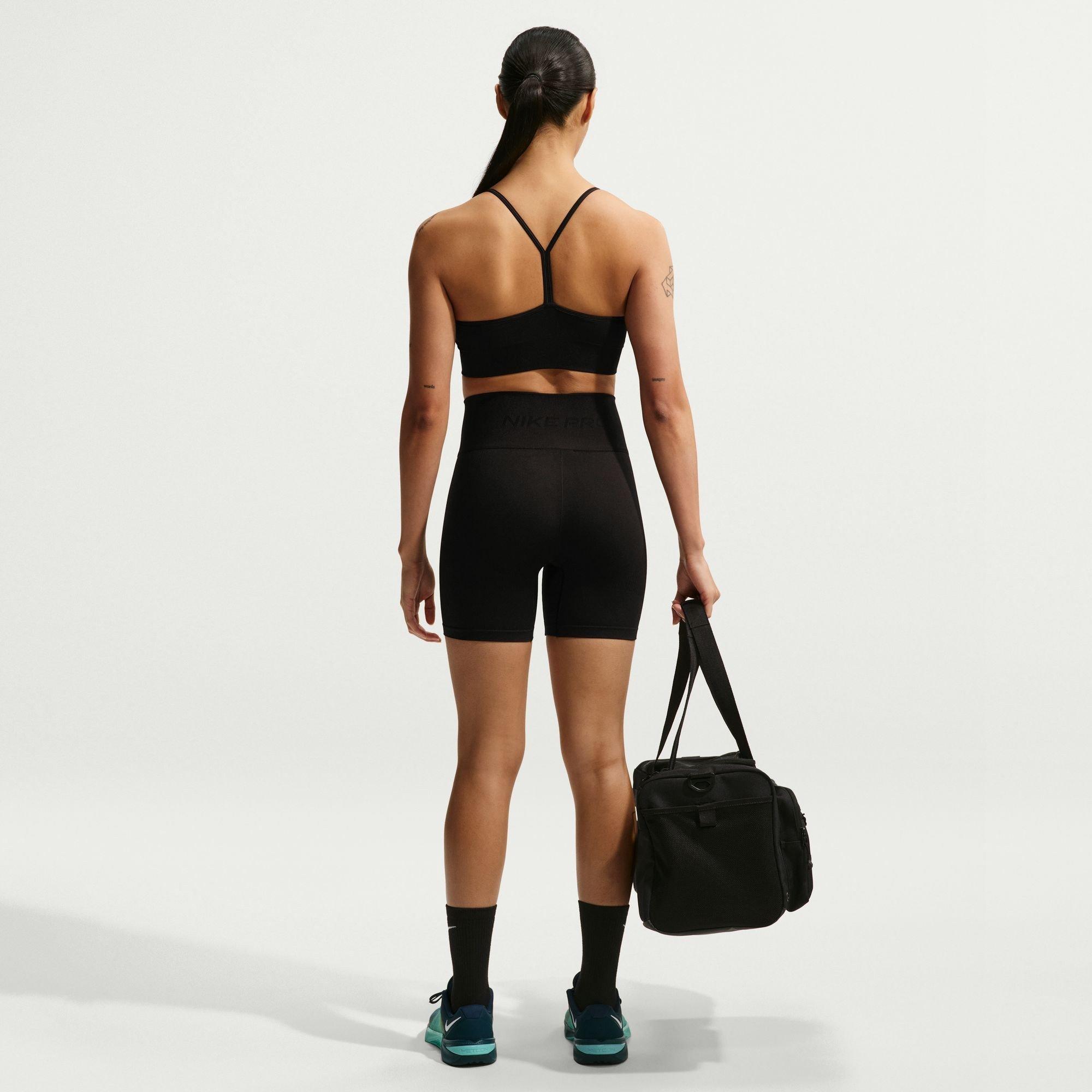 Schwarz - Nike - Women's Medium Impact Non Wired Sports Bra - 4