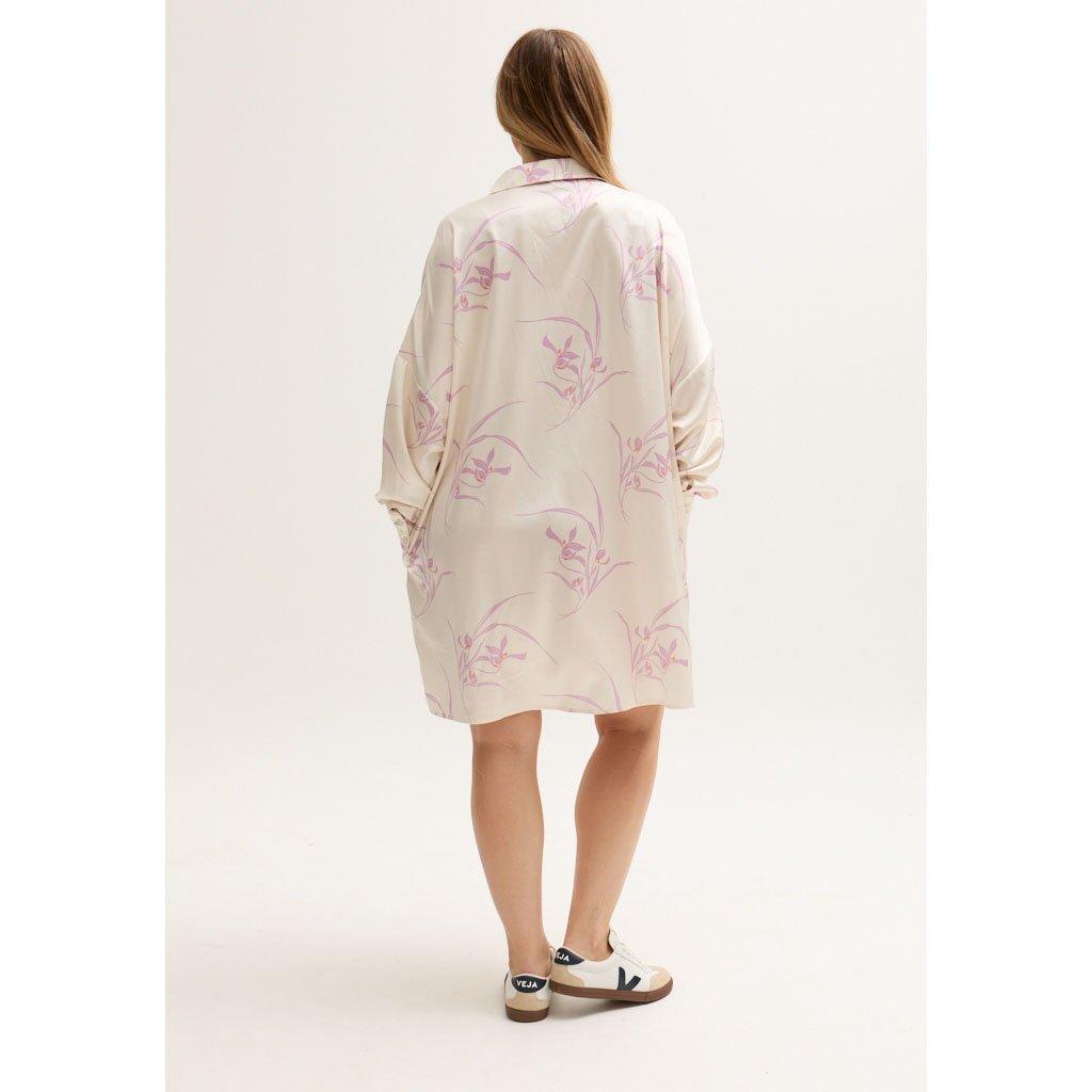 White - Lily and Lionel - Kristy Button Down Large Floral Shirtdress In Cream - 4