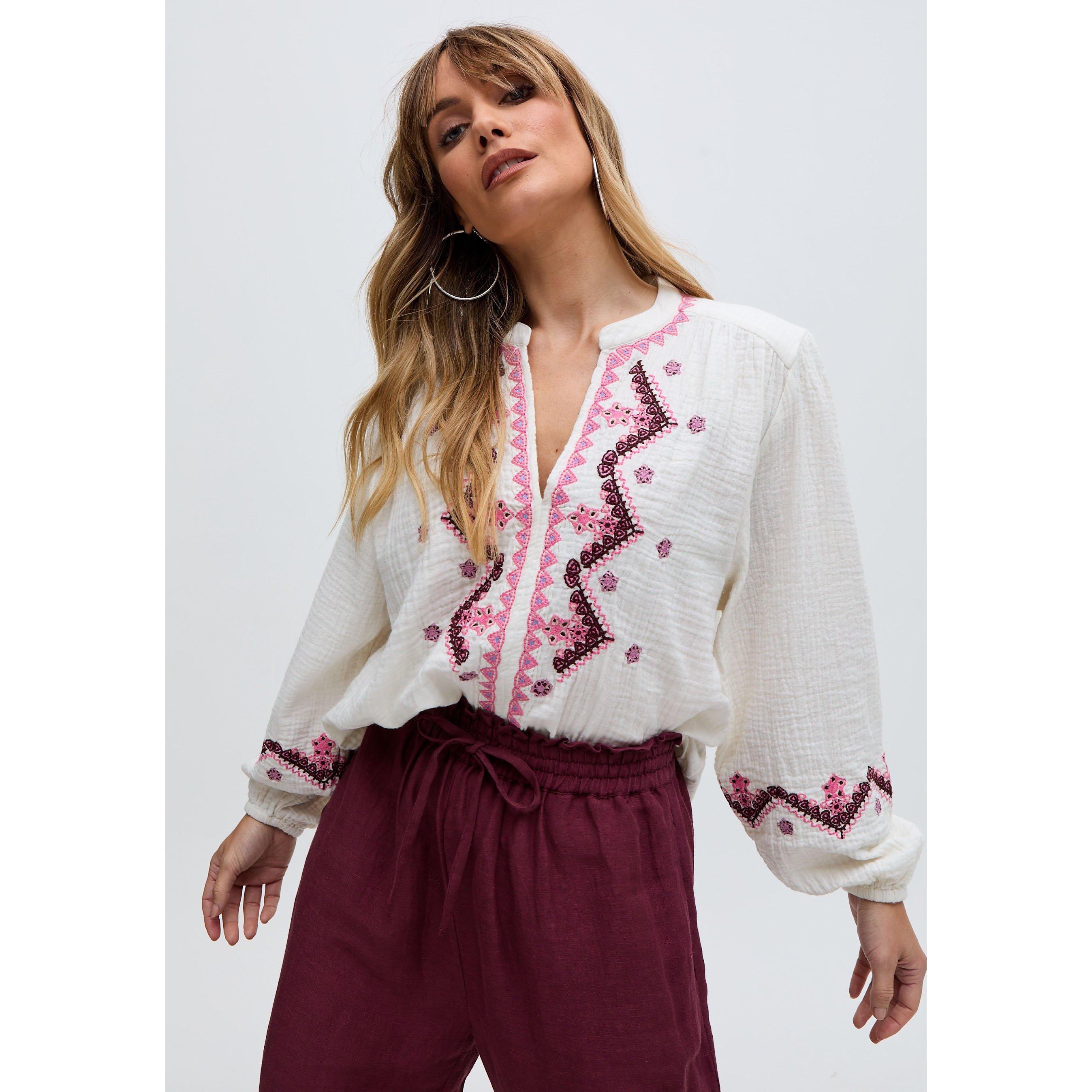 Ecru - Raffya - Dina V-Neck Embroidered Blouse In White - 3