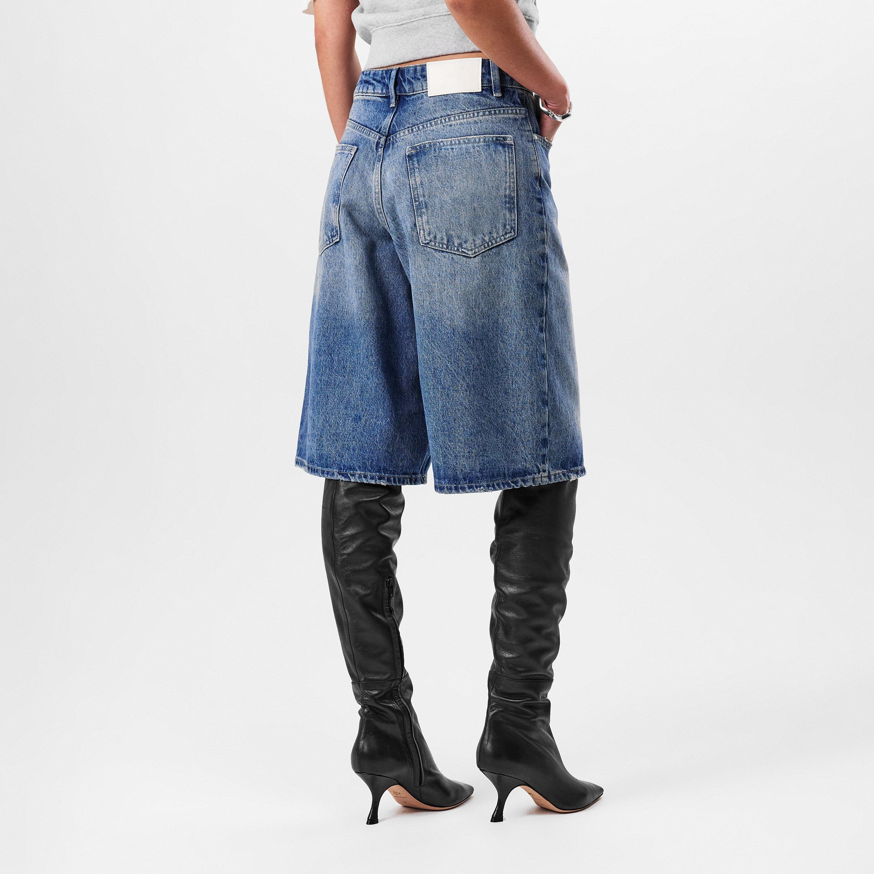 Washed Blue - Represent - Women's Denim Bermuda Shorts, Classic Boyfriend Fit - 4