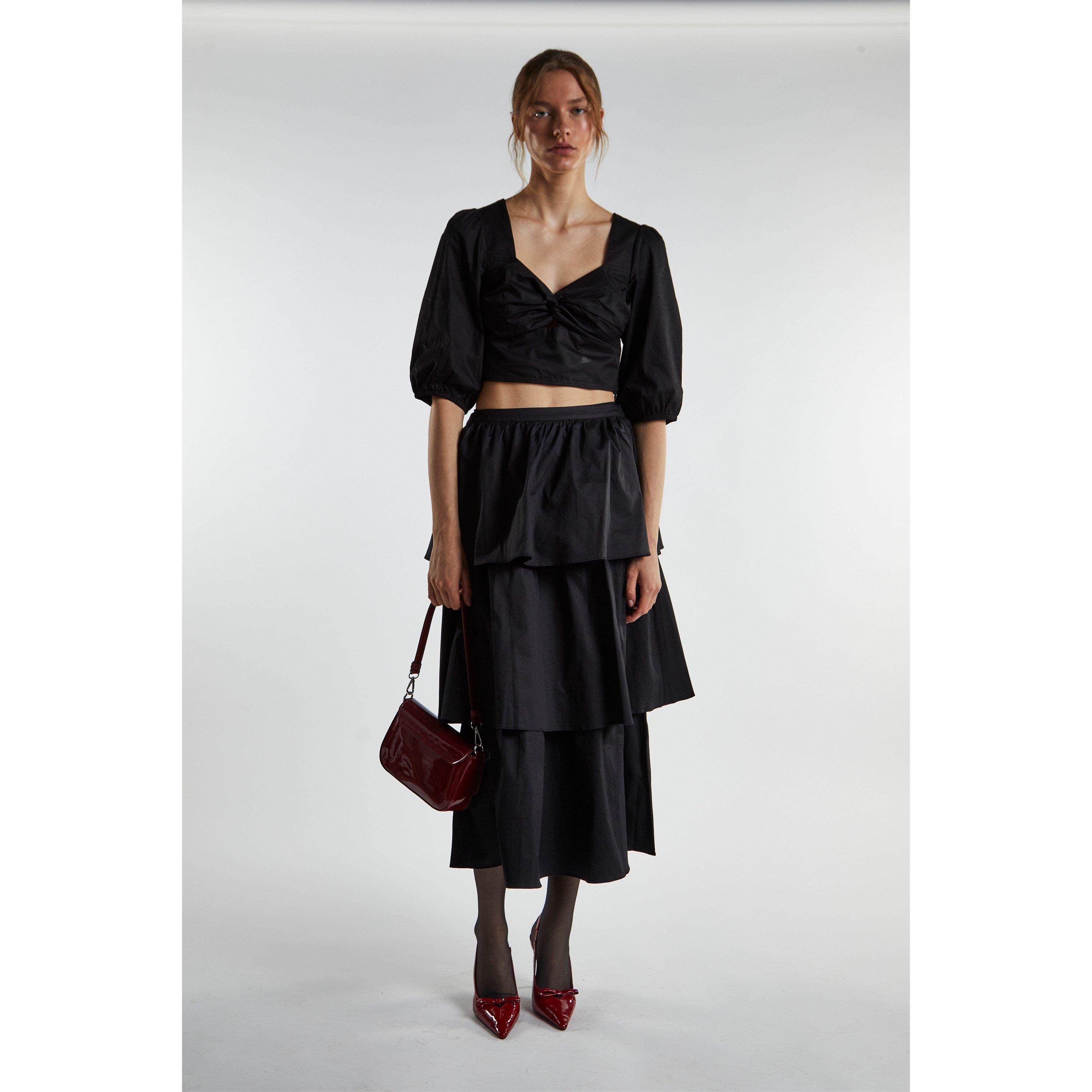 Black - Glamorous - Black Twist-Front Crop-Top - 1