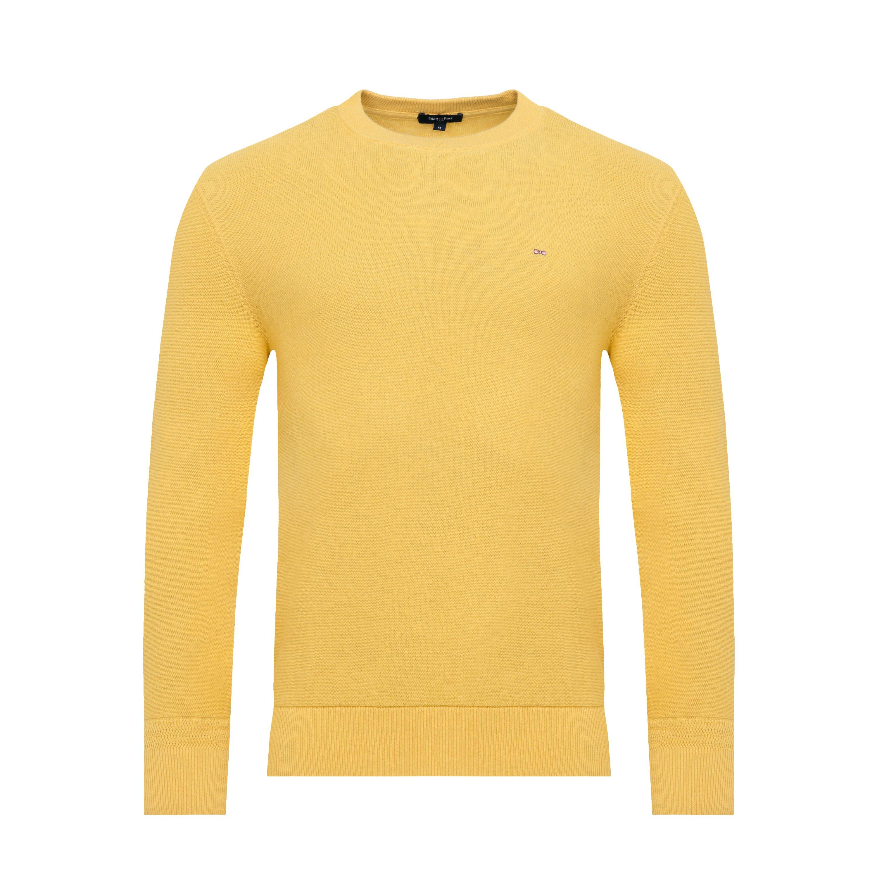 Green jumper in a linen blend