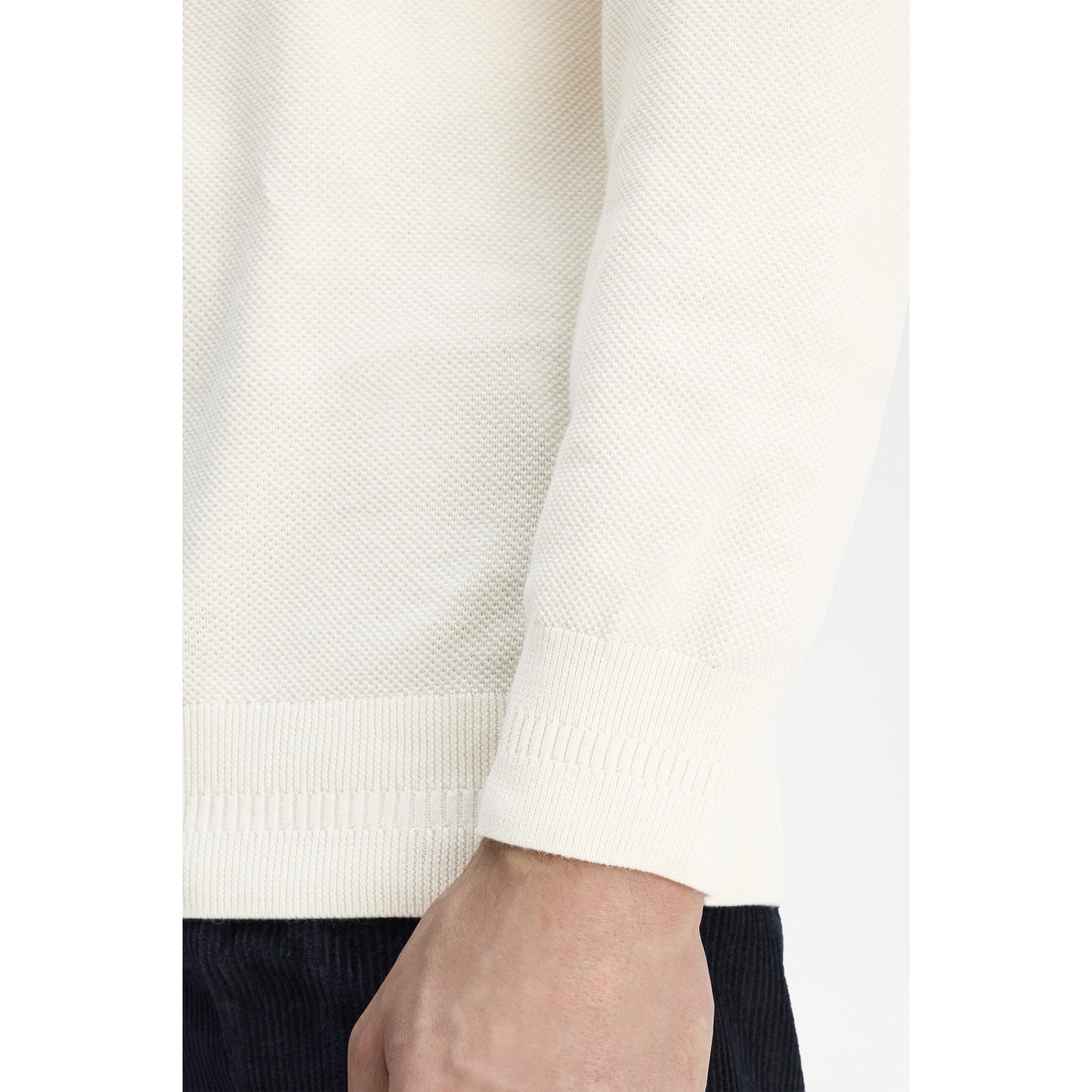 Ecru 560 - Fred Perry - Men's Pique Crew Neck Jumper - 5