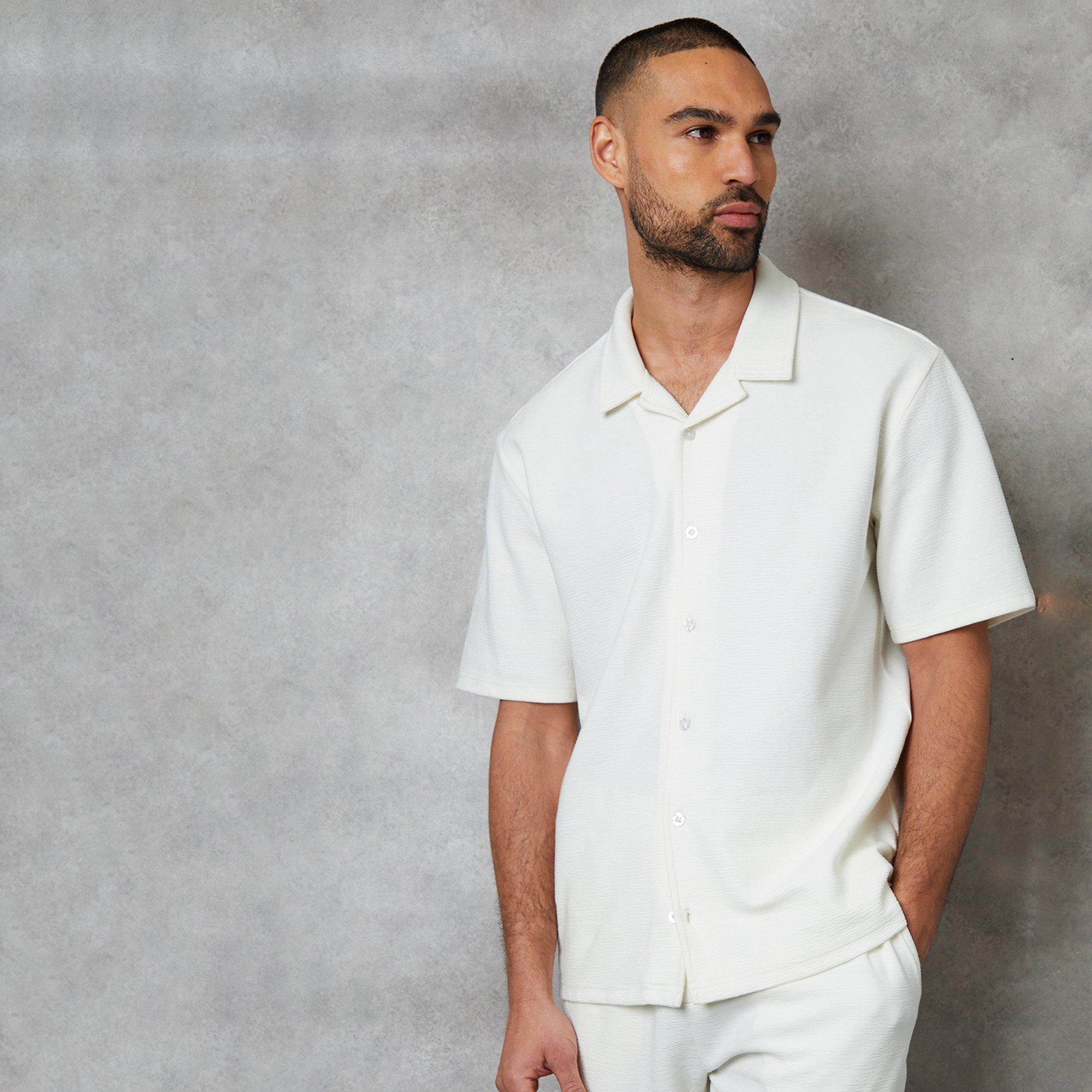 Threadbare Men's Embley Textured Revere Collar Short Sleeve Shirt - Ecru - L