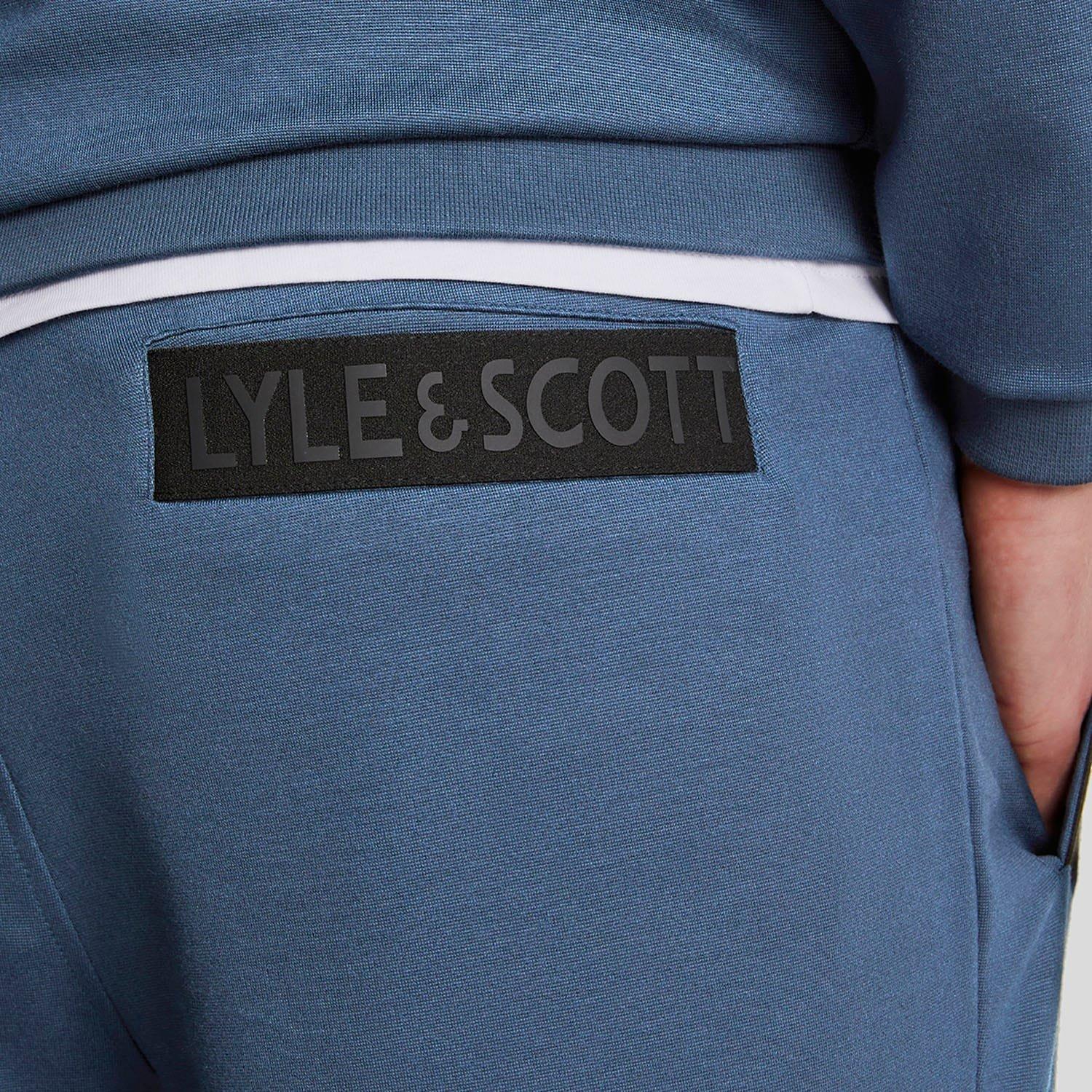 Navy - Lyle and Scott - Pocket Branded Shorts - 4