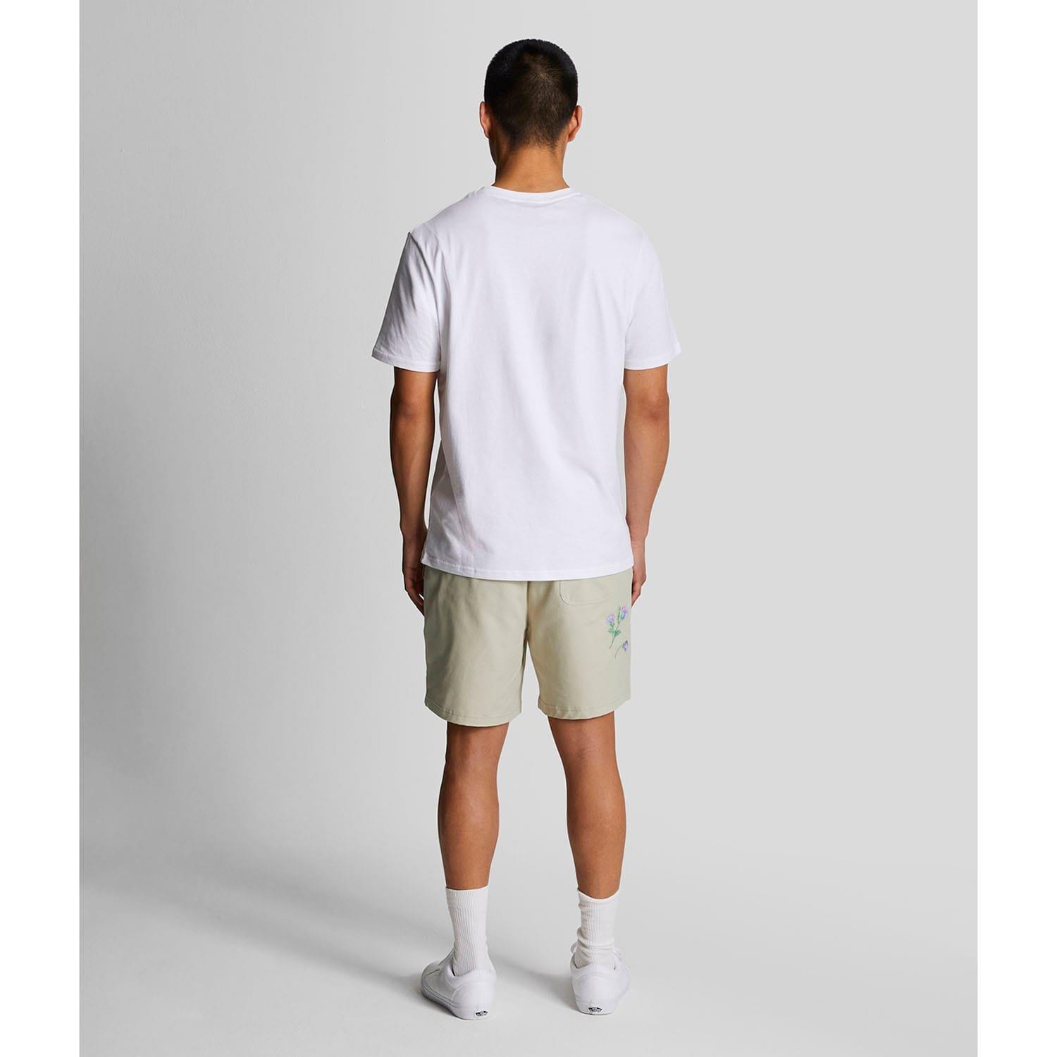 Cream - Lyle and Scott - Thistle Club Embroidered Shorts - 3