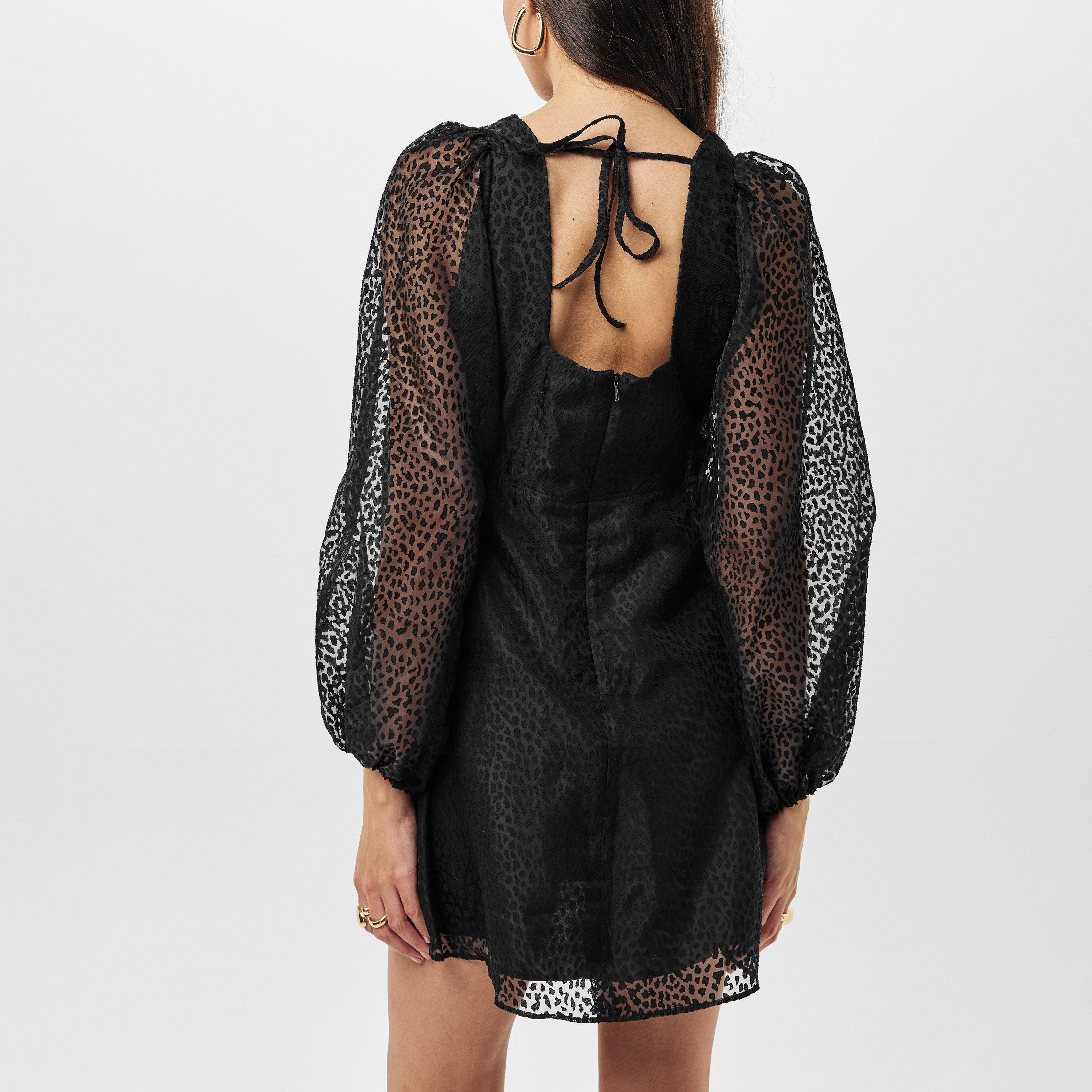 Black - Nobodys Child - Zendaya dRESS - 4