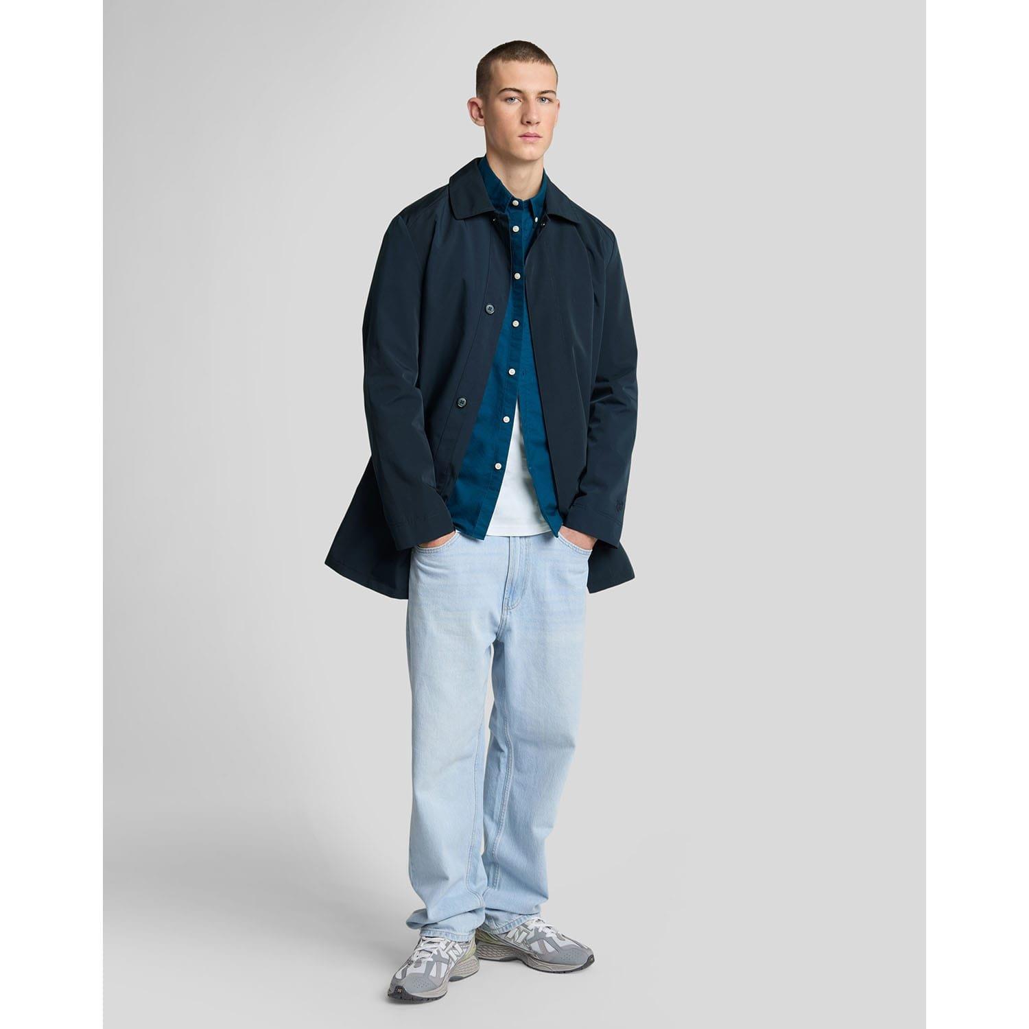 Navy - Lyle and Scott - Plain Oxford Shirt - 2