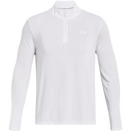 Under Armour Ticker Logo Sweatshirt is a stylish addition that is sure to offer utmost comfort all day long