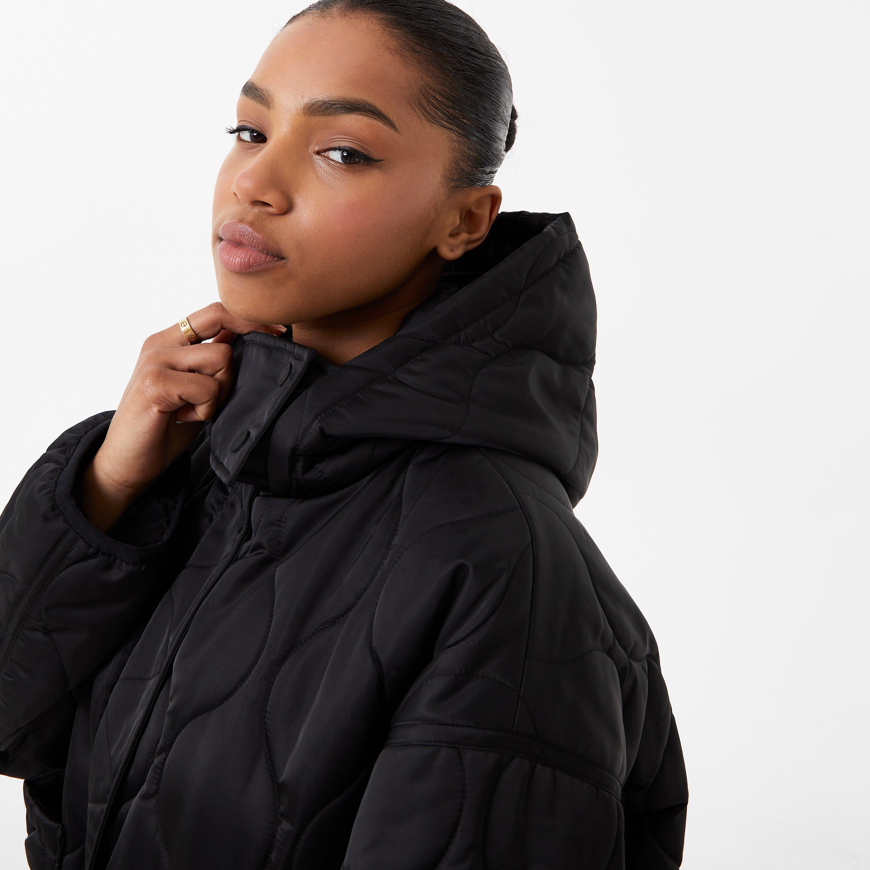 Preto - Jack Wills - Women's Boxy Quilted Long Sleeve Short Puffer Jacket - 3