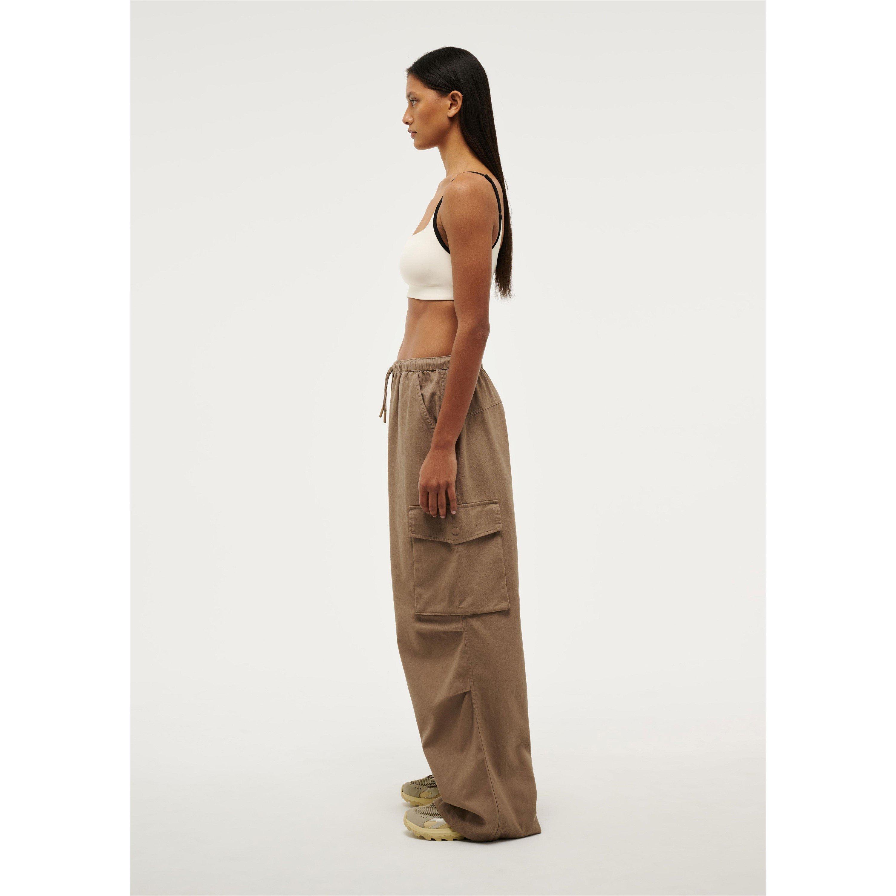 Whisper White - PE Nation - Women's Preview Medium Impact Sports Bra - 5