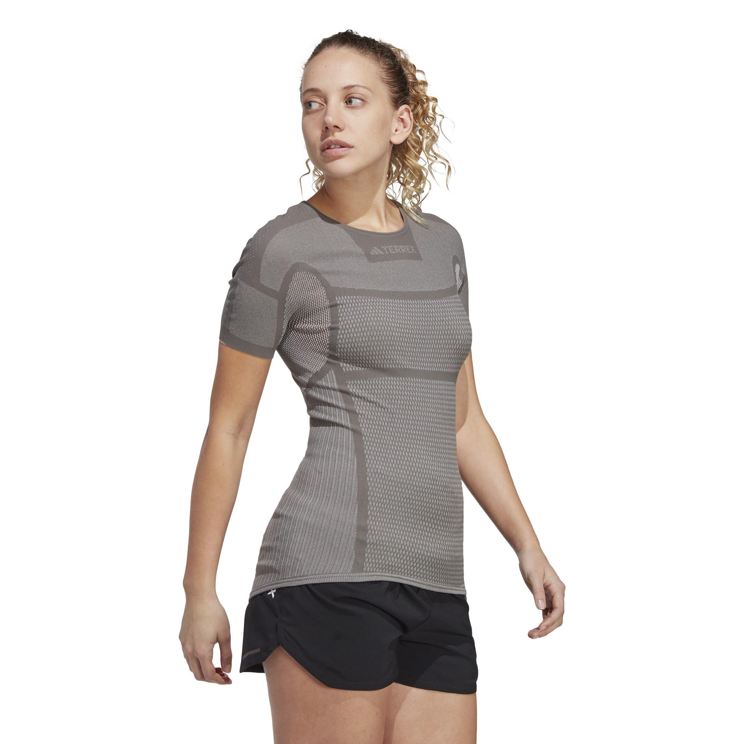 Grefiv/Wit - adidas - Terrex Drynamo Short Sleeve T-Shirt Womens - 4