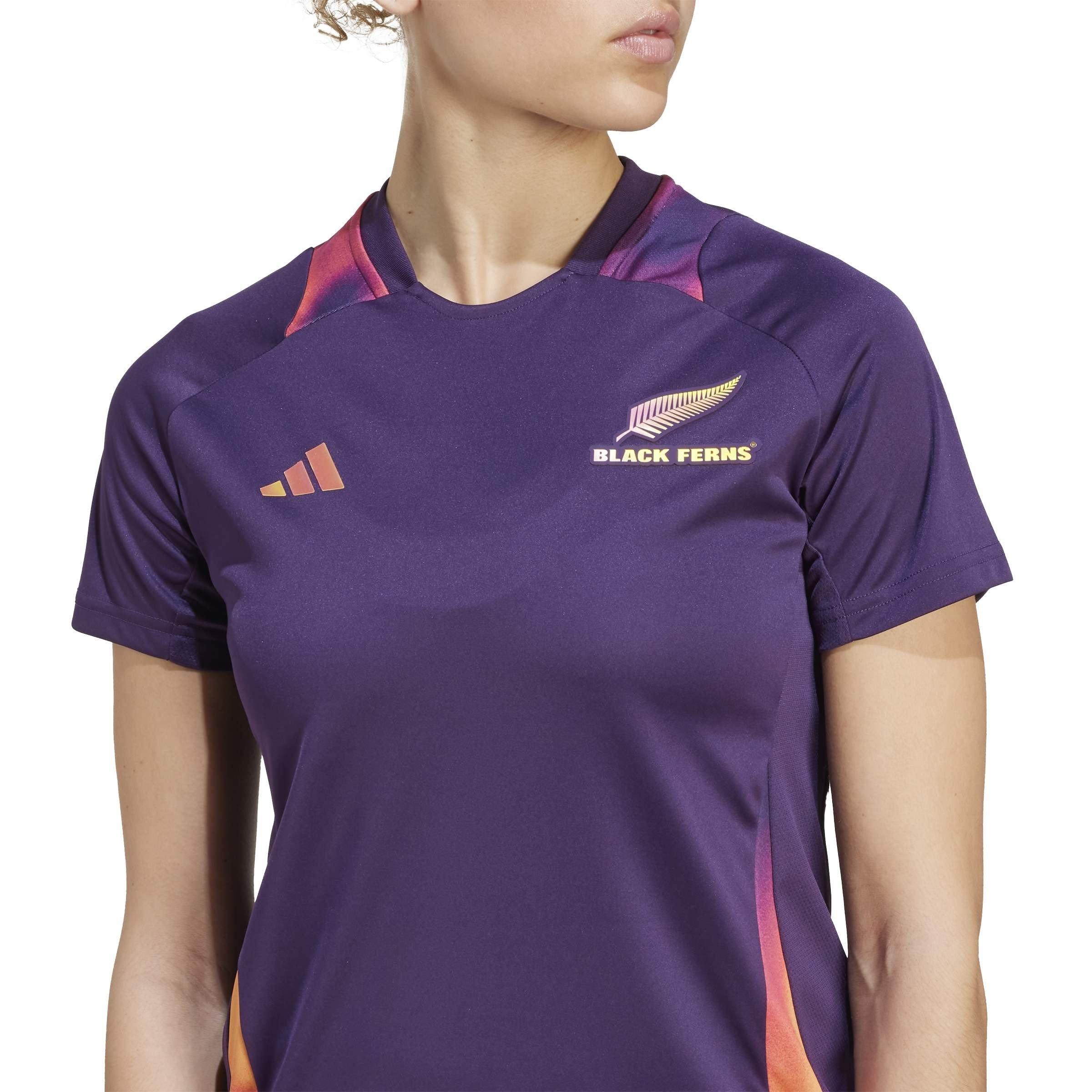 Aurplu/Multco - adidas - Women's Boyfriend Performance Short-Sleeve Crew-Neck T-Shirt - 5