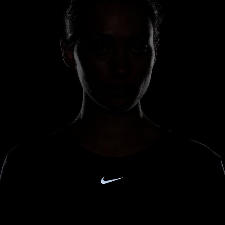 Noir - Nike - Dri-FIT One Women's Standard Fit Short-Sleeve Top - 5