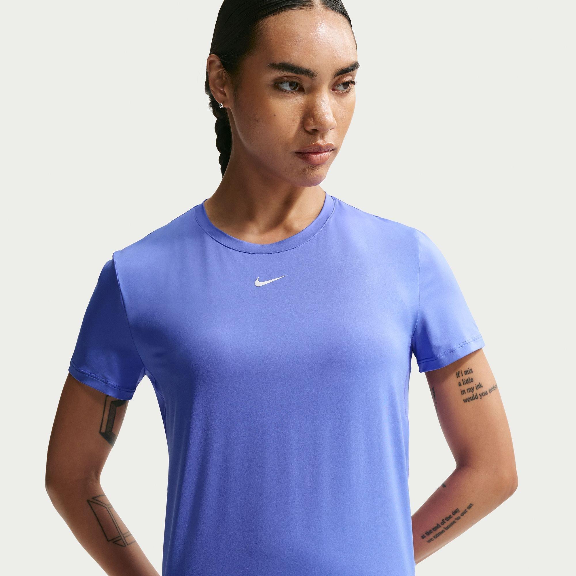 Nike Dri-FIT One Women's Standard Fit Short-Sleeve Top