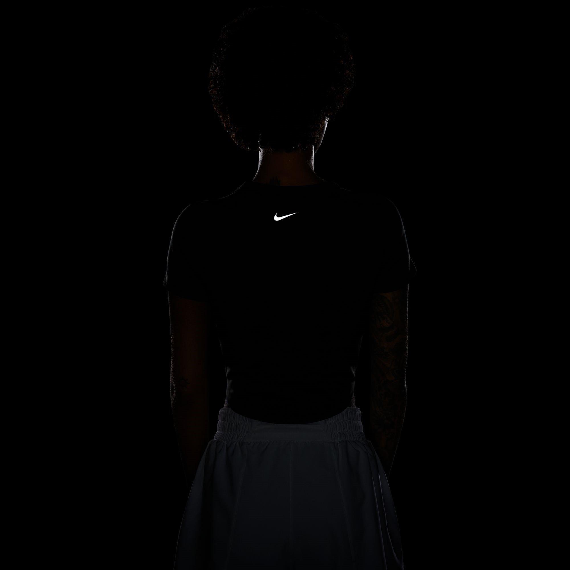 Schwarz - Nike - One Fitted Women's Dri-FIT Short-Sleeve Top - 7