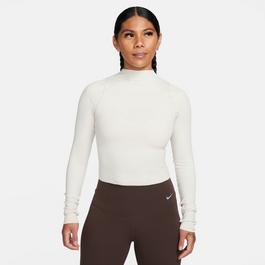 Nike InfinaSoft Essentials Women's Dri-FIT Long-Sleeve Top