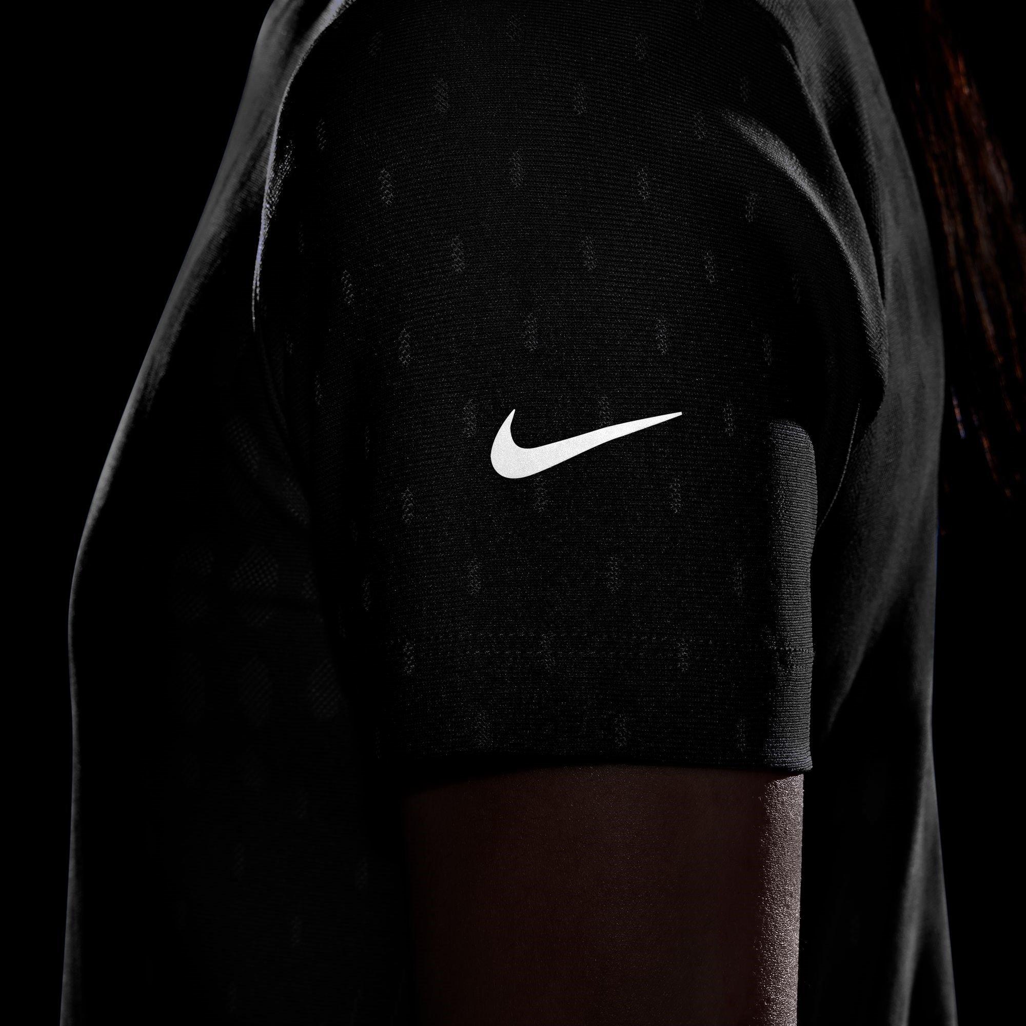 Sort - Nike - Big Kids' Dri-FIT ADV Short-Sleeve Top - 4
