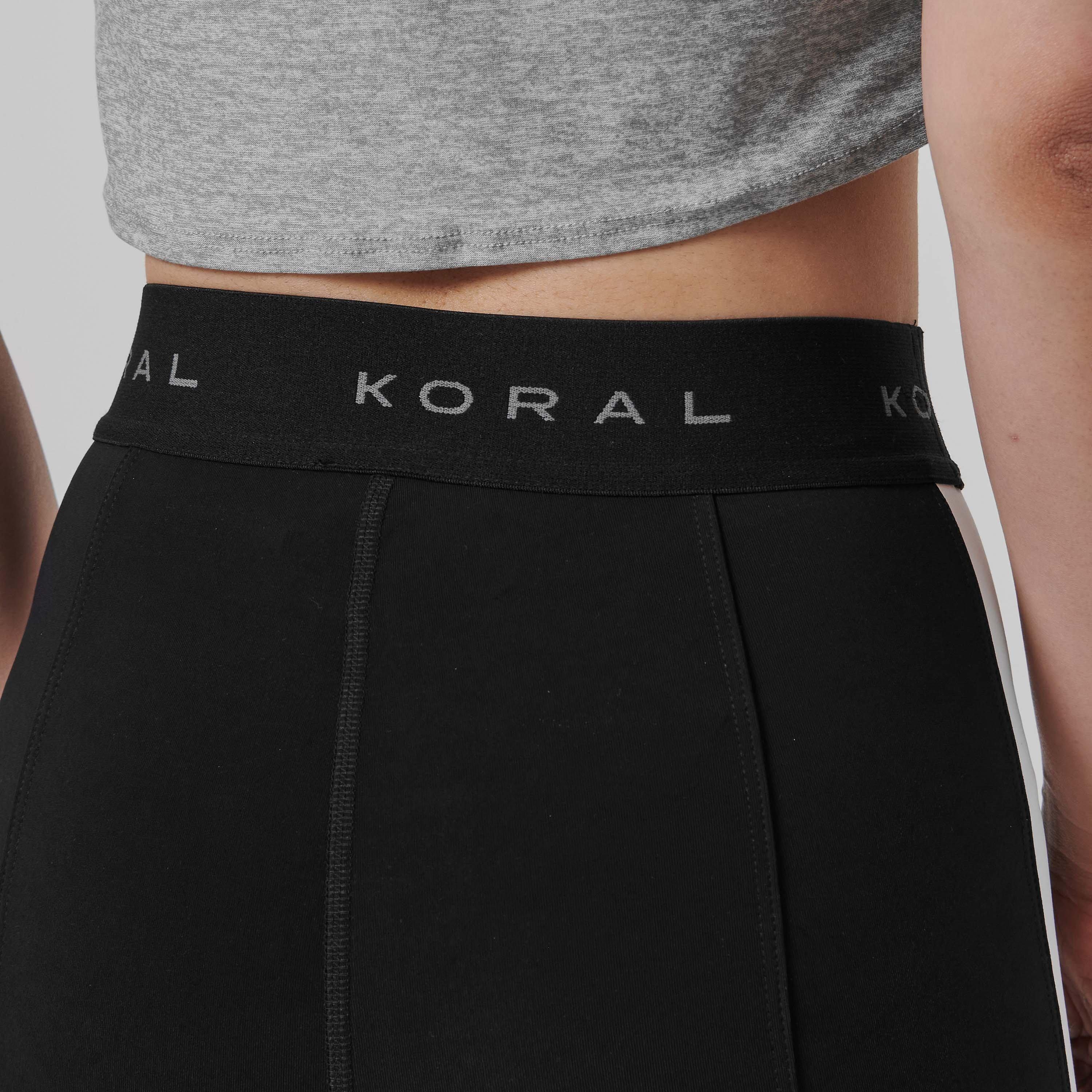 Black White - Koral - Koral Emblem Hr Leggings Womens - 6