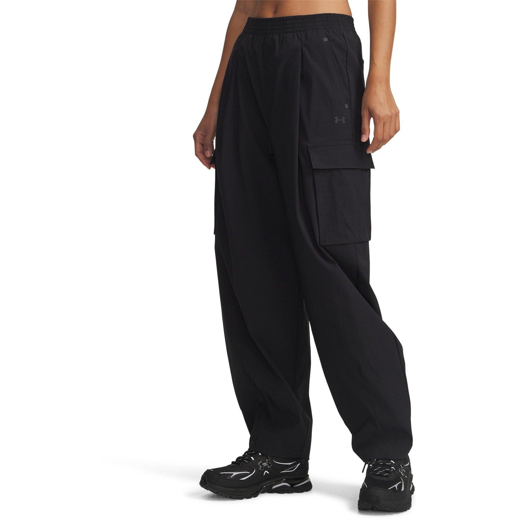 Negro - Under Armour - Women's Unstoppable Cargo Tracksuit Bottoms - 1