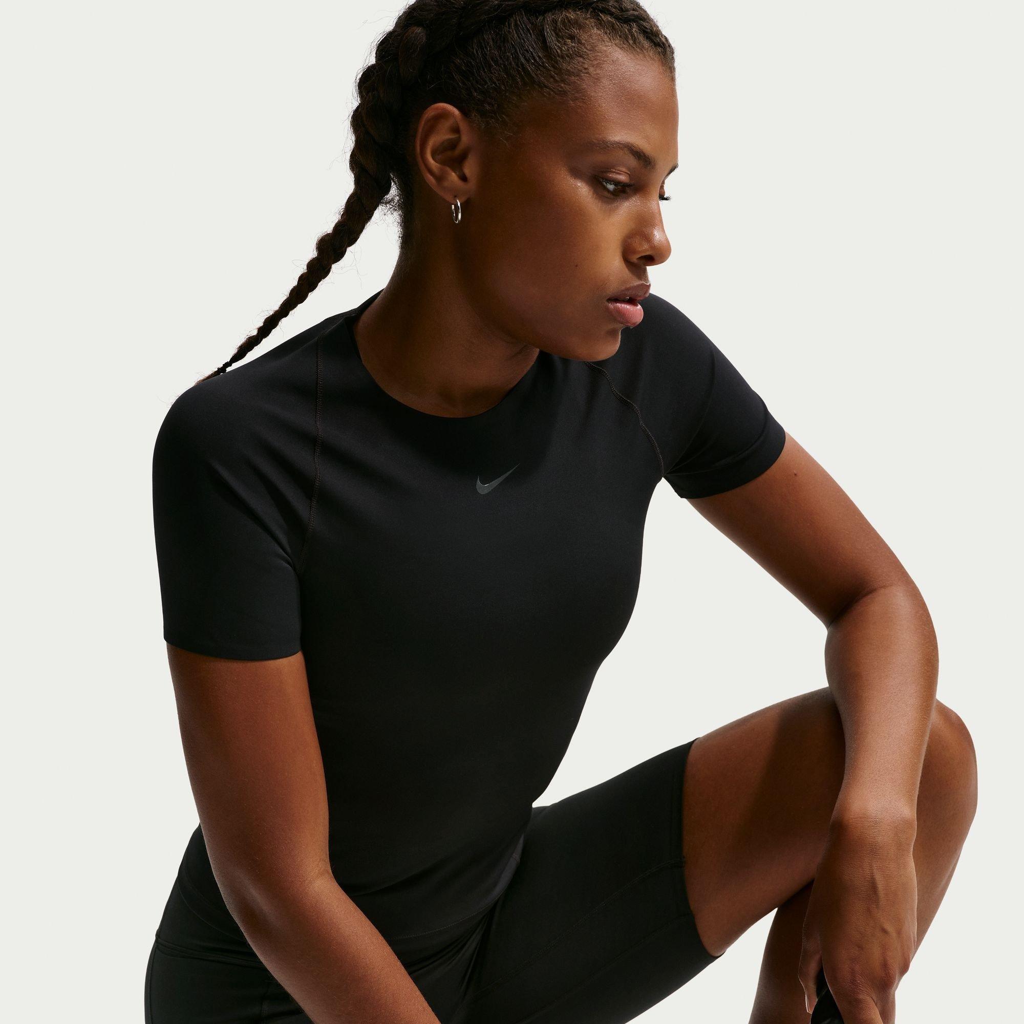 BLACK AND OTHER - Nike - T W NK DF UNVRSA SS TOP SNL - 4
