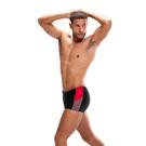 Noir/Rouge - Speedo - Side hem slits on outer shorts - 3