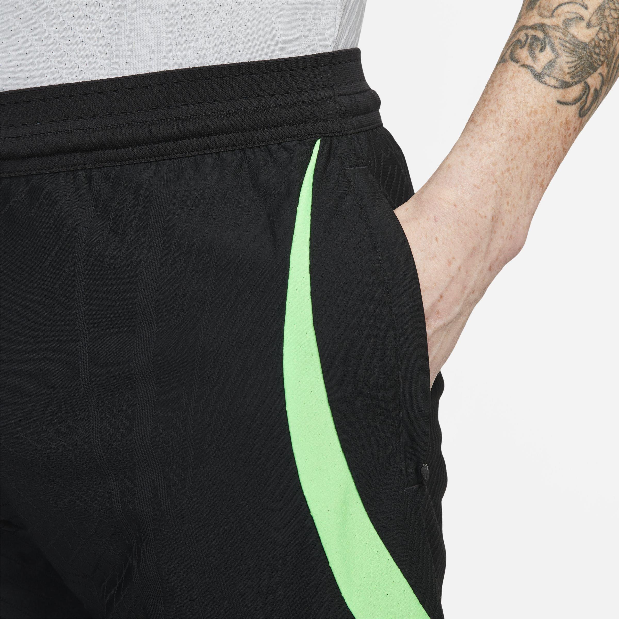 Sort/Grøn - Nike - Liverpool Fc Strike Elite Men'S Dri-Fit Adv Knit Soccer Shorts Football Short Mens - 4