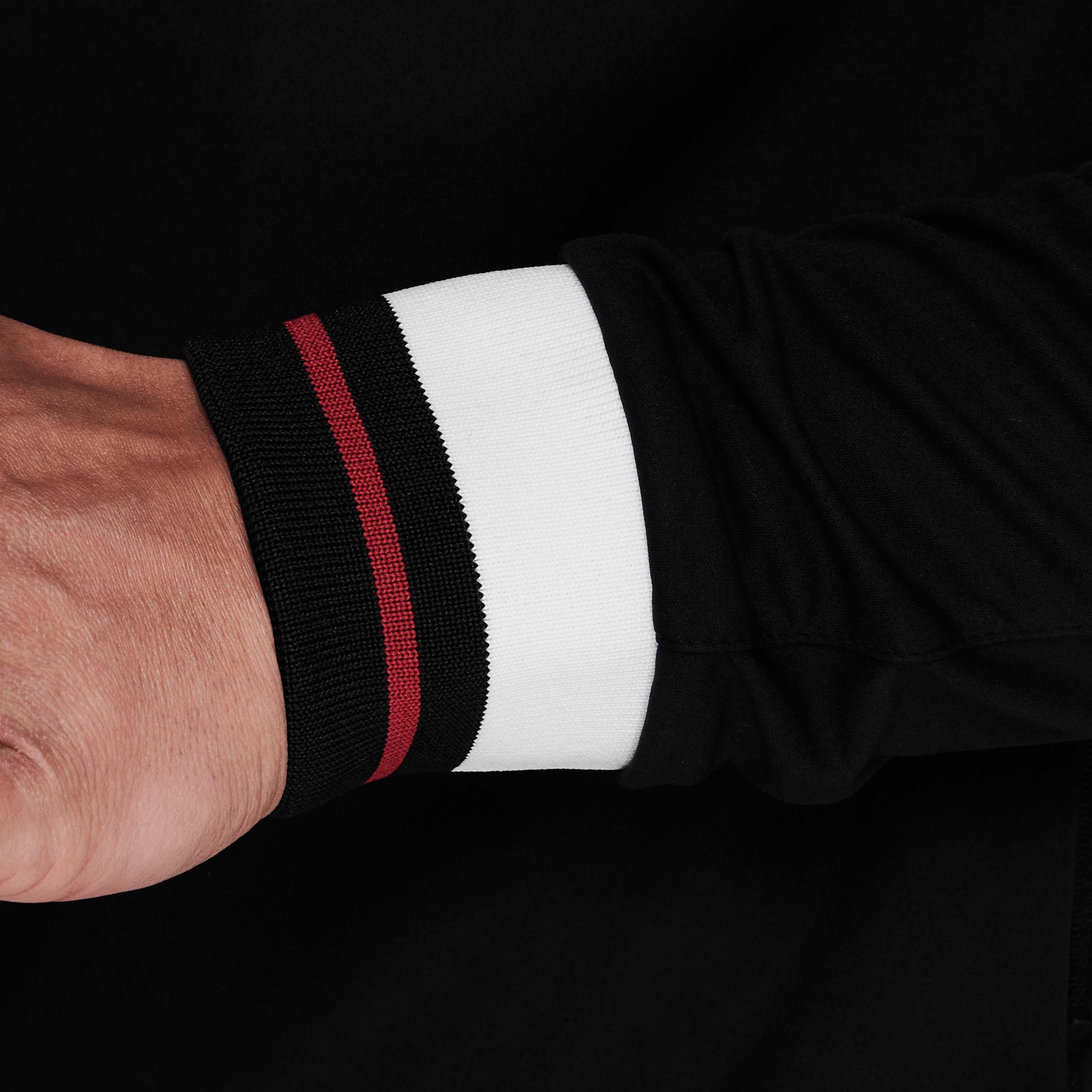 Crna - Oscar Jacobson - Men's  Ramsey Water Resistant Windproof Long Sleeve Performance Golf Jacket - 5