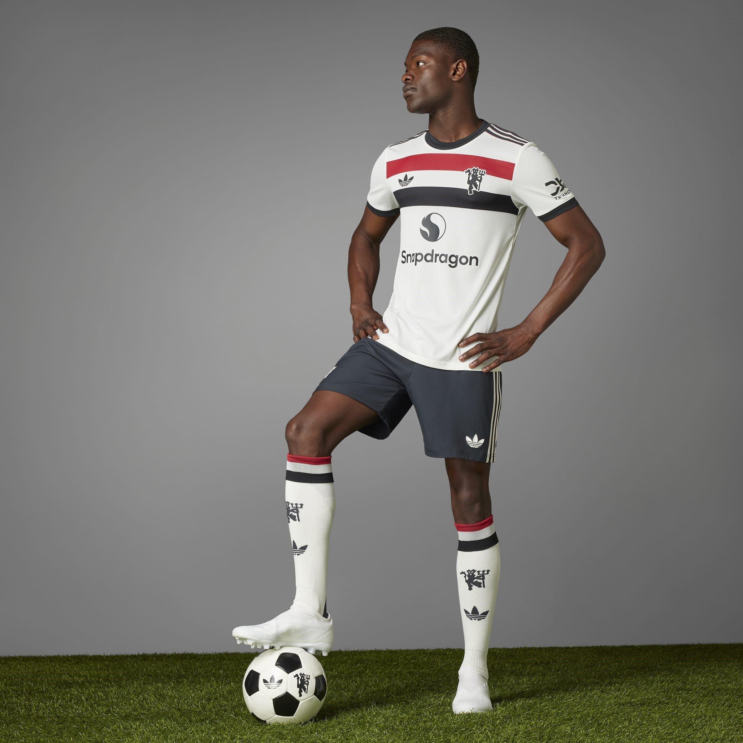 Wit - adidas - Manchester United Authentic Third Shirt 2024 2025 Adults - 9