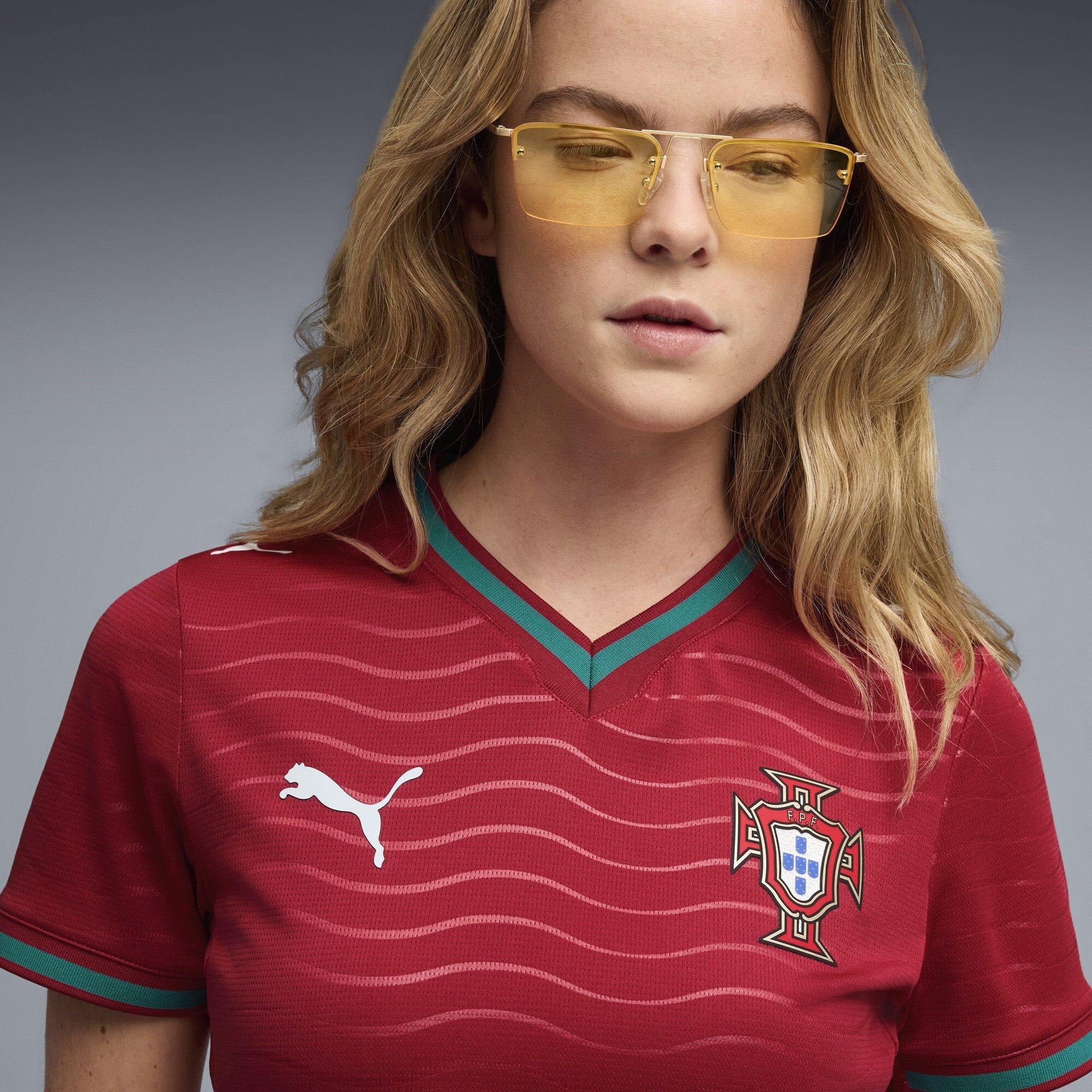 Red/Green - Puma - Portugal Home Shirt 2026 Womens - 4