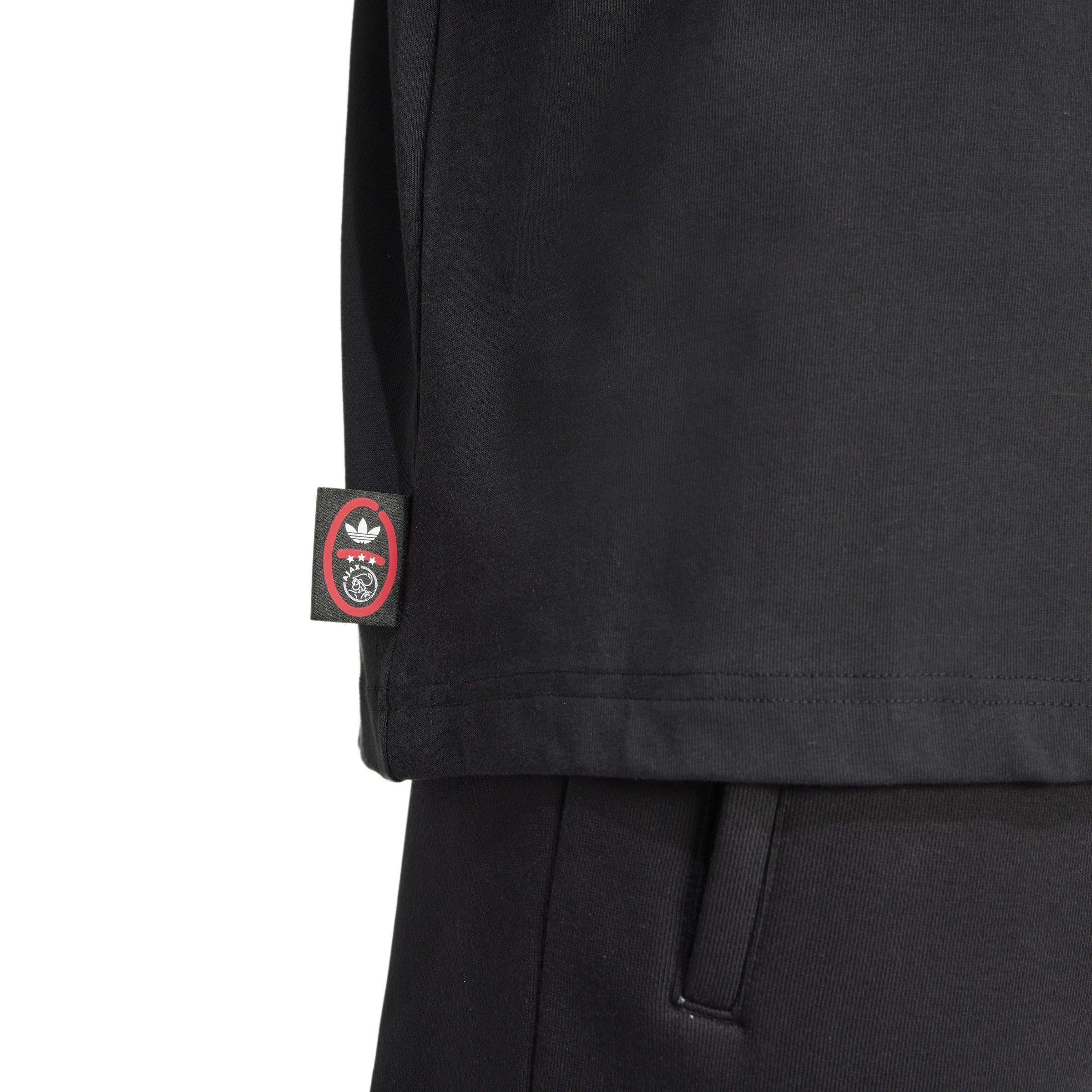 Nero - adidas - Ajax Amsterdam Graphic Long Sleeve T-Shirt Adults - 6